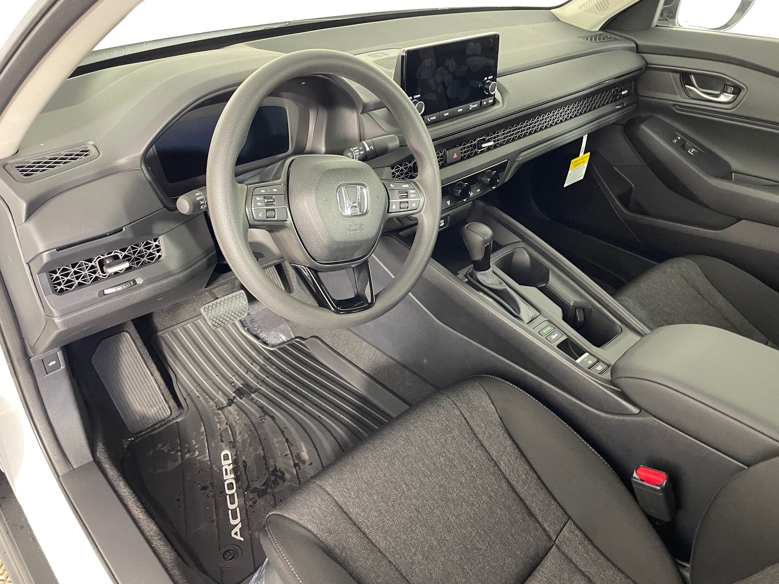 2025 Honda Accord SE photo 3