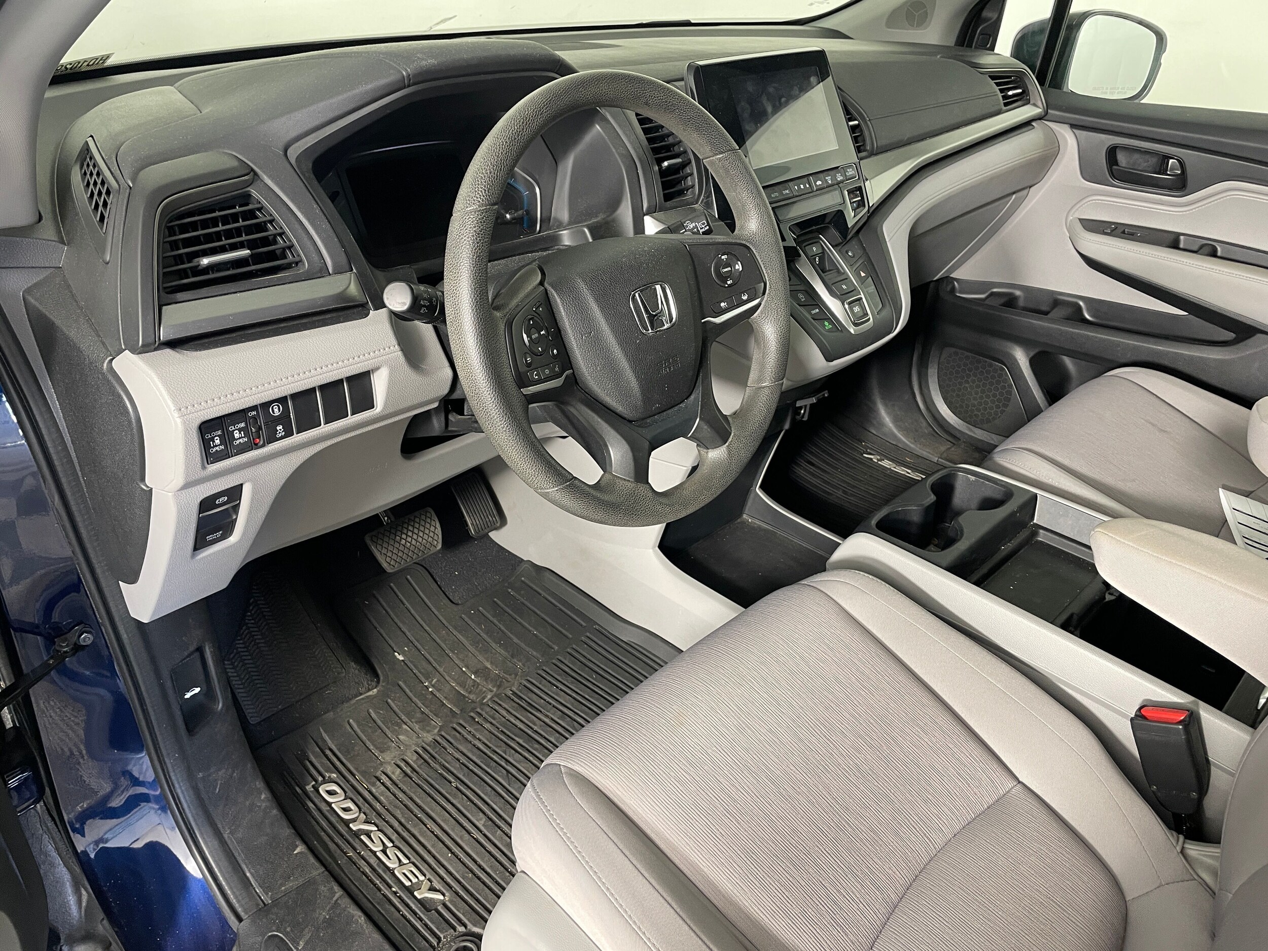 2021 Honda Odyssey EX photo 3