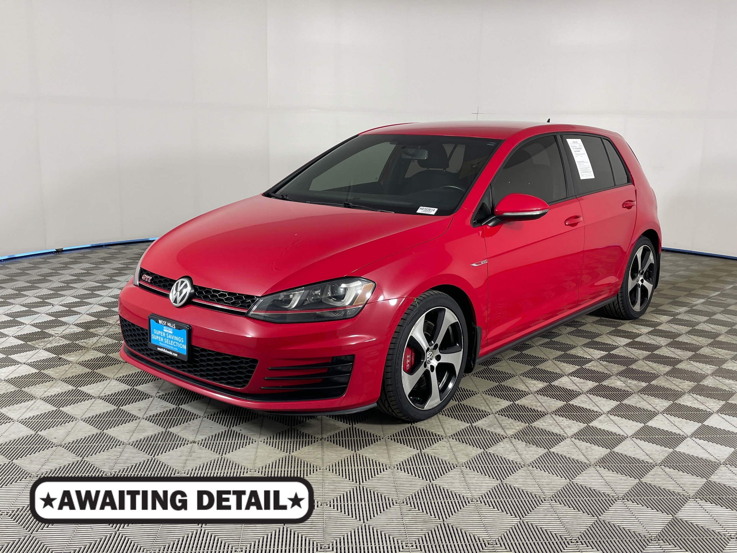 2016 Volkswagen Golf GTI 2.0T S w/Performance Pkg 4-door DSG PZEV's photo