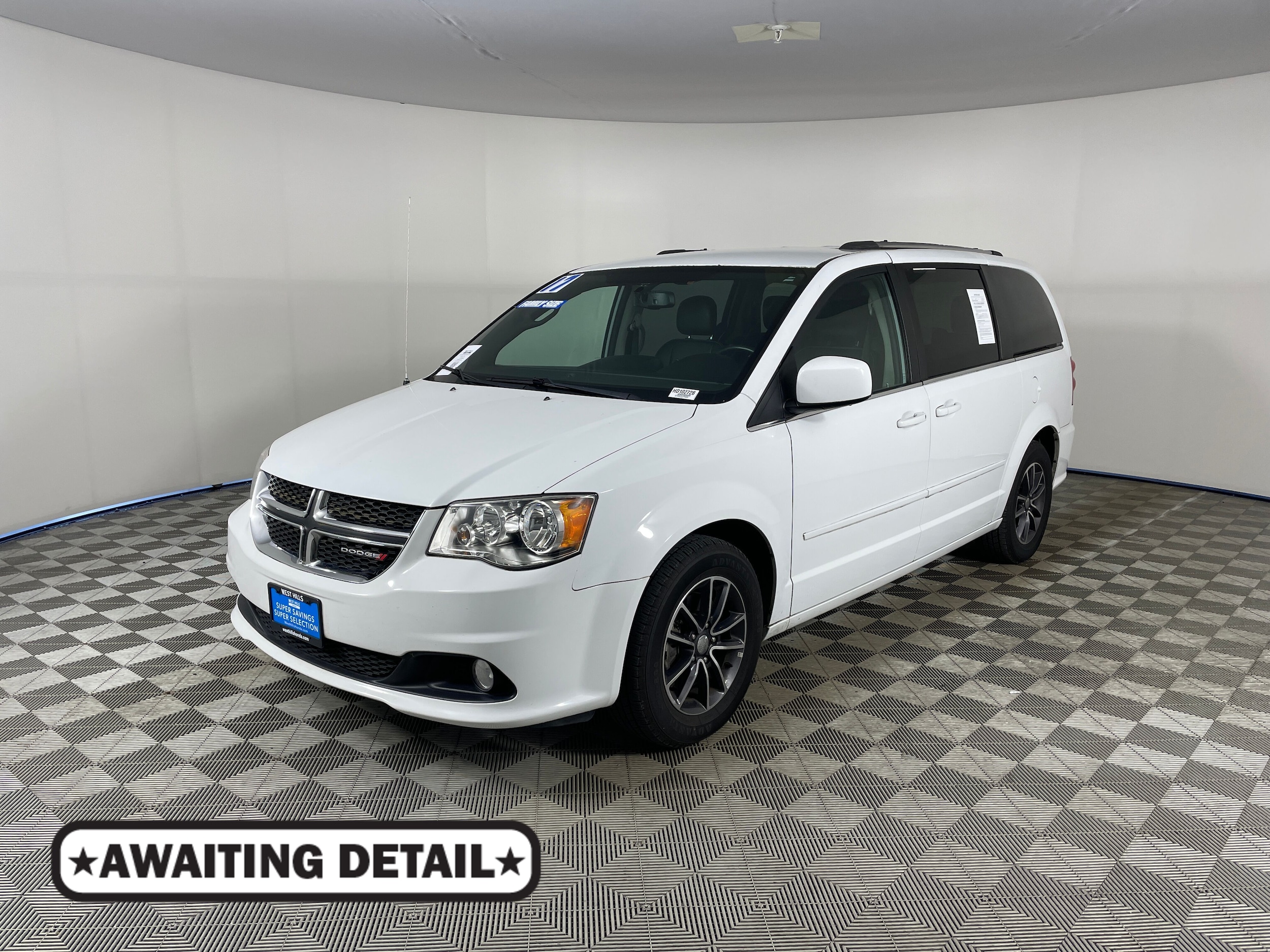 2017 Dodge Grand Caravan SXT's photo
