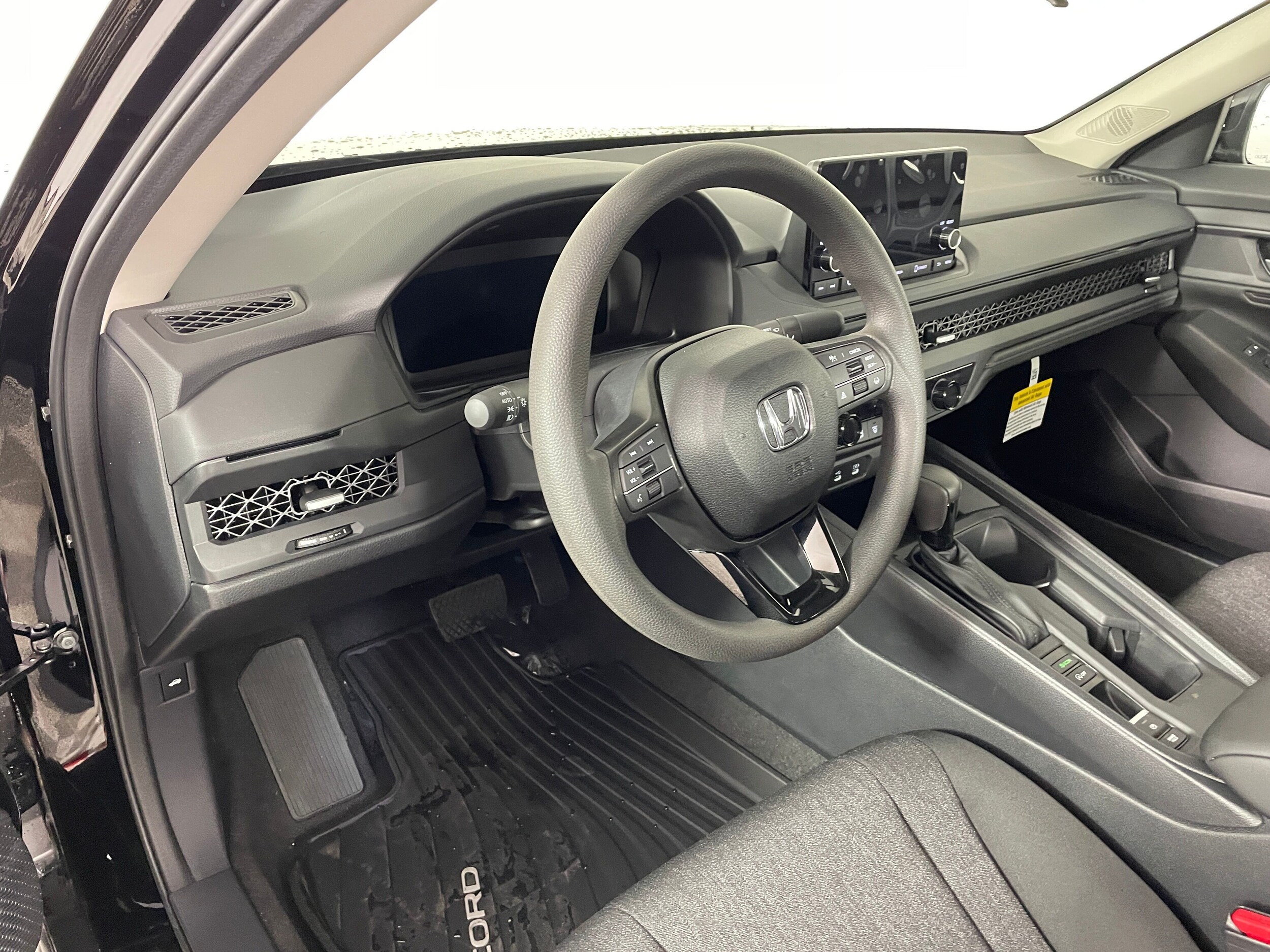 2025 Honda Accord SE photo 2
