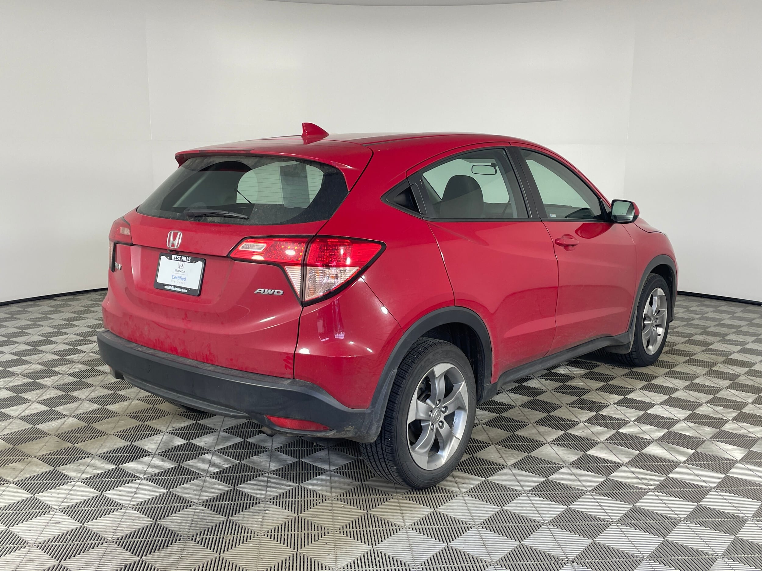 2018 Honda HR-V LX - Photo 15