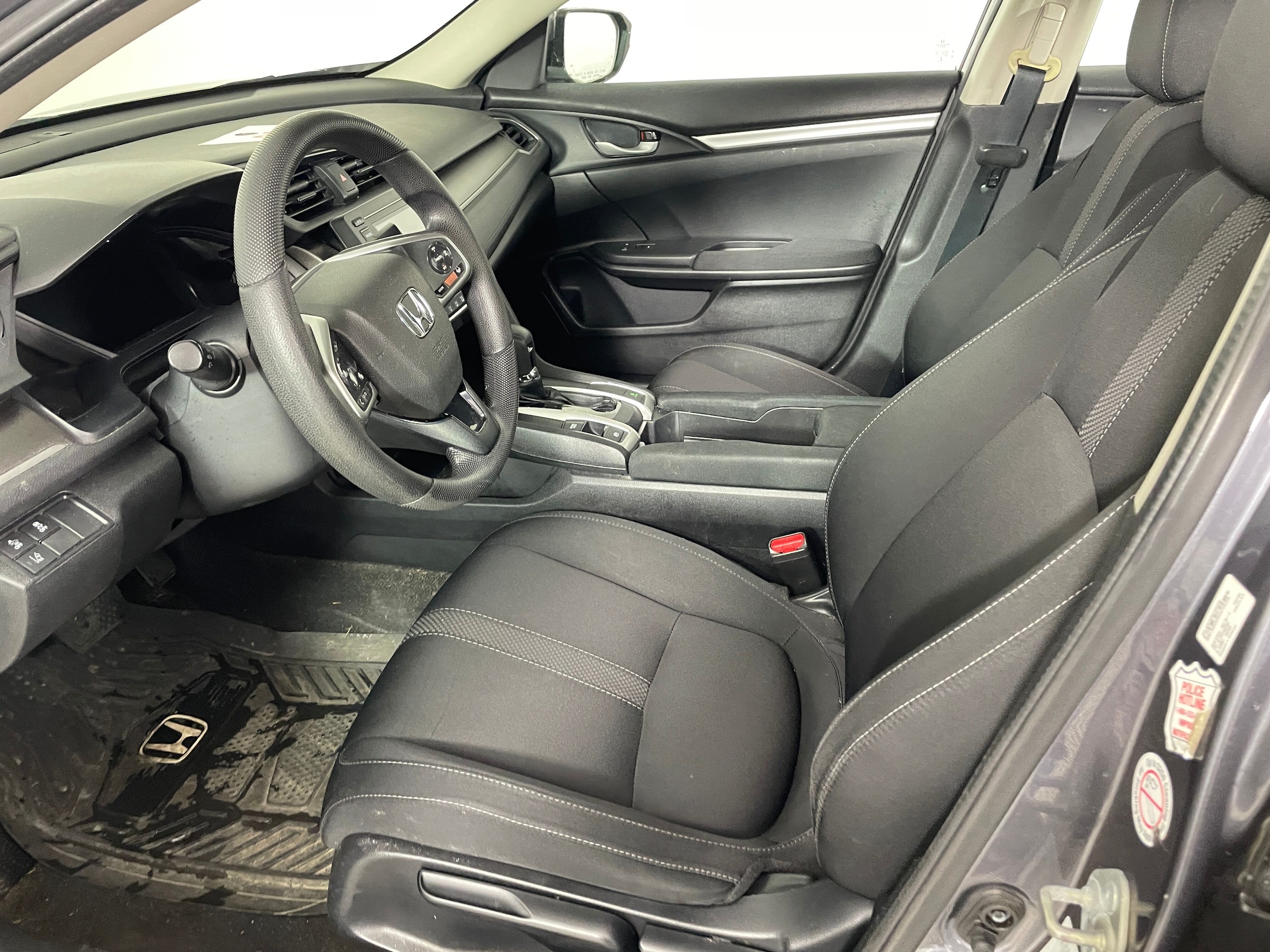 2020 Honda Civic LX photo 2