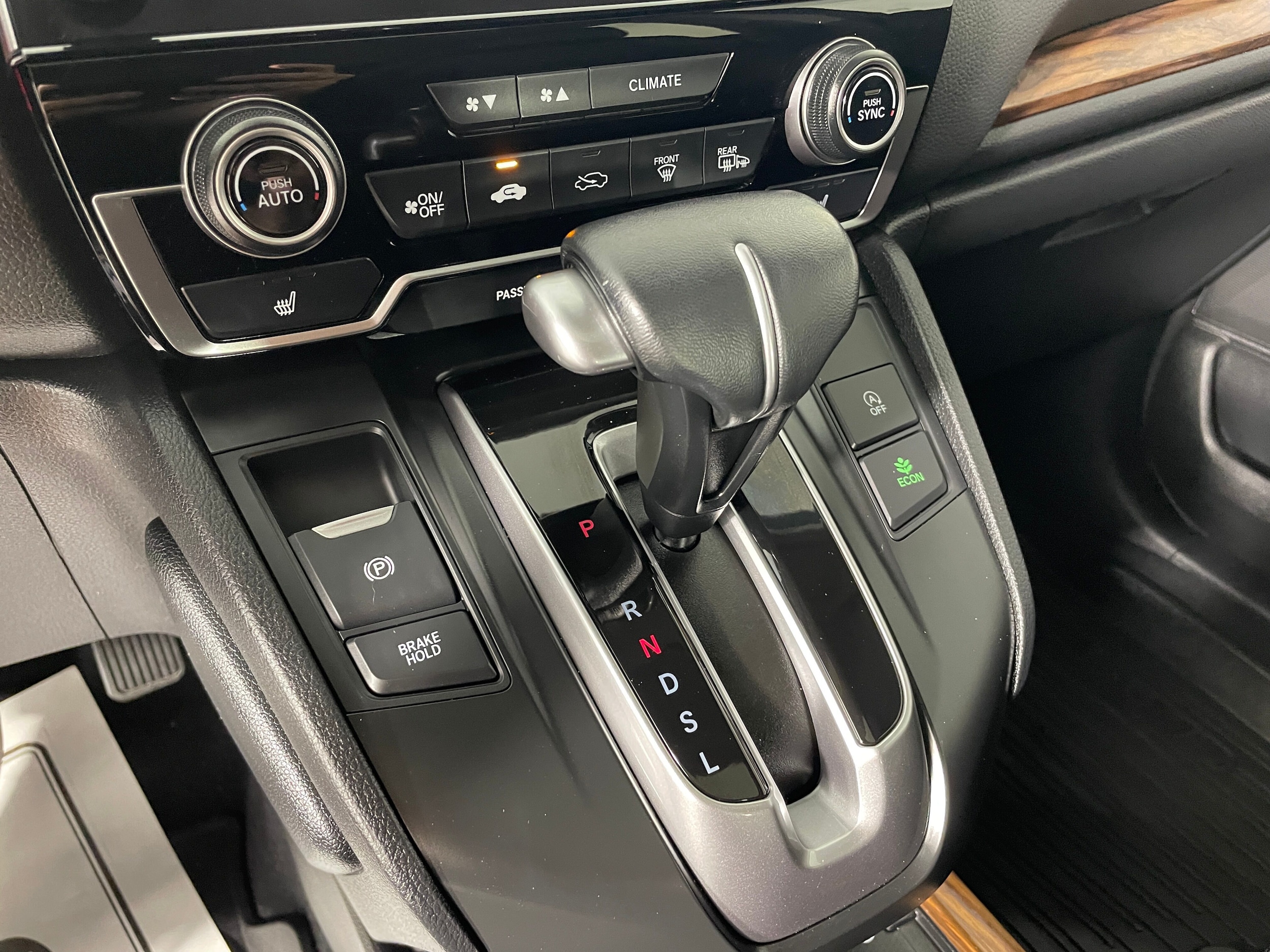 2021 Honda CR-V Touring - Photo 9