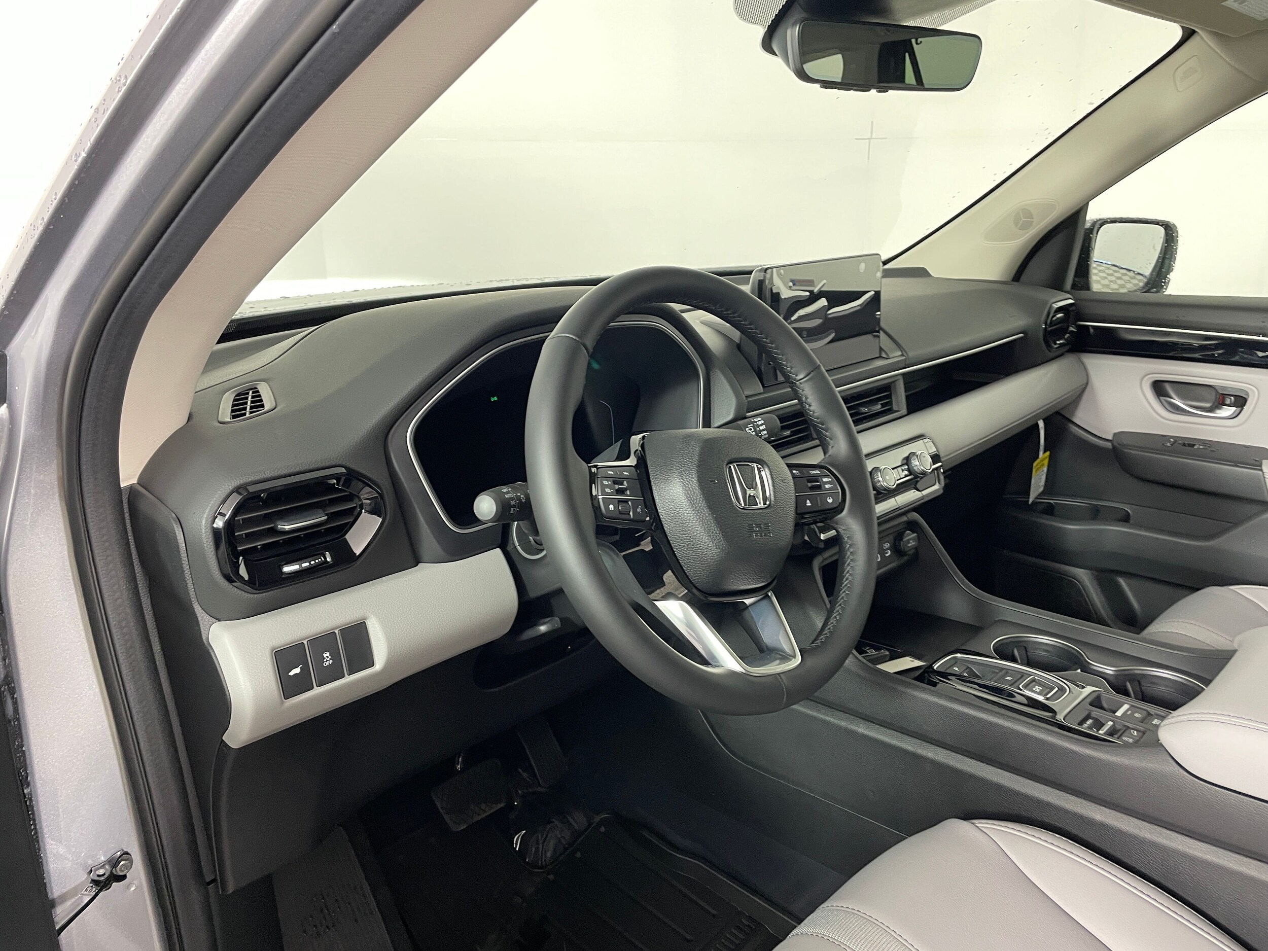 2025 Honda Pilot EX-L photo 2