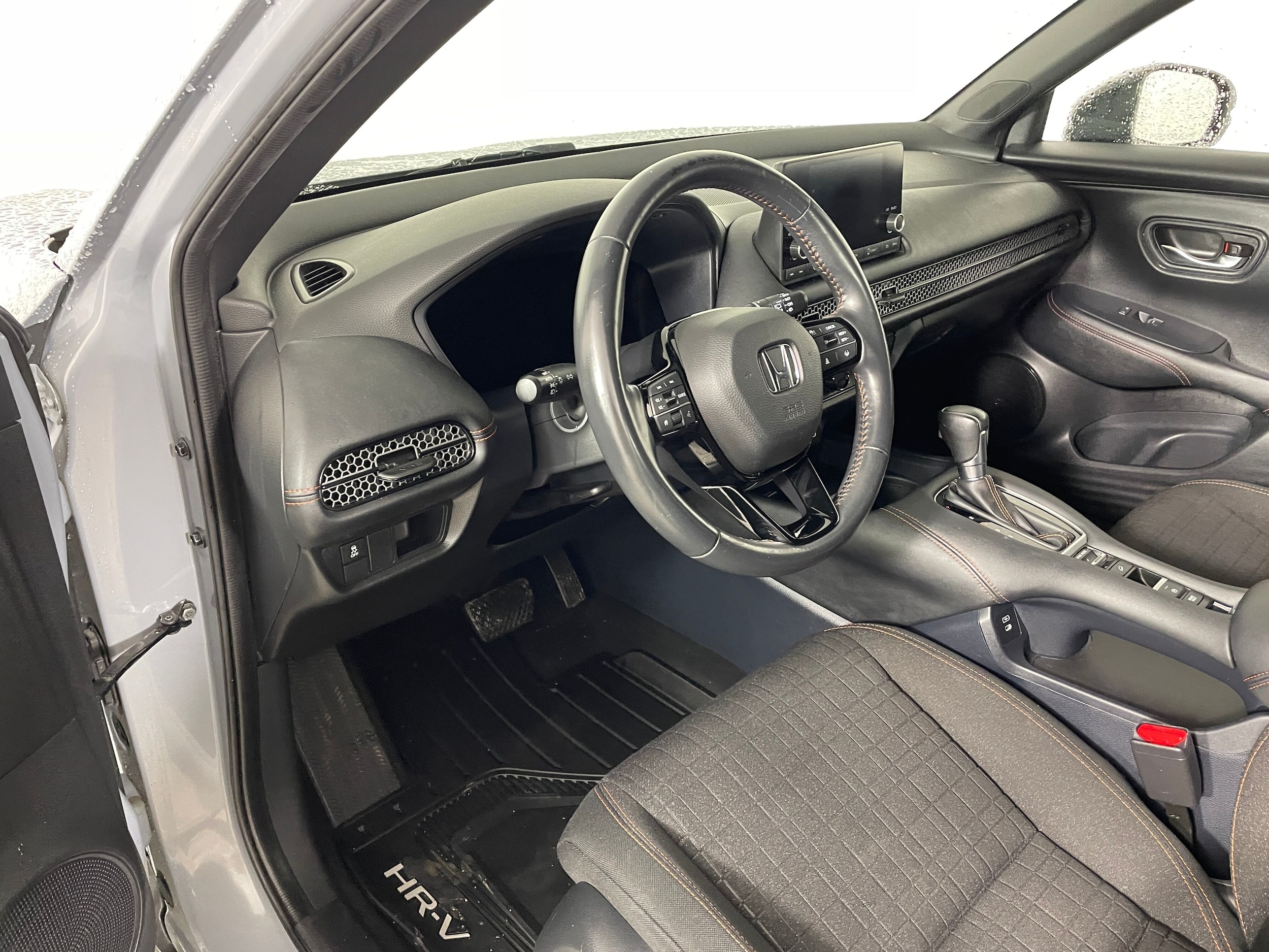 2024 Honda HR-V Sport photo 2