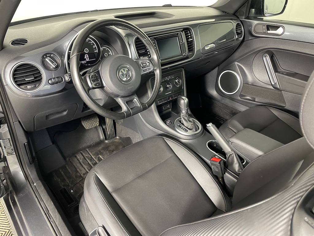 Used 2016 Volkswagen Beetle 1.8T SE Automatic PZEV Hatchback