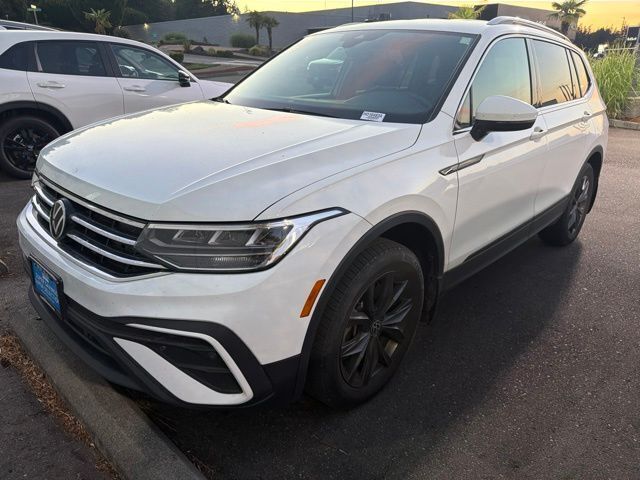2022 Volkswagen Tiguan 2.0T SE 4Motion's photo