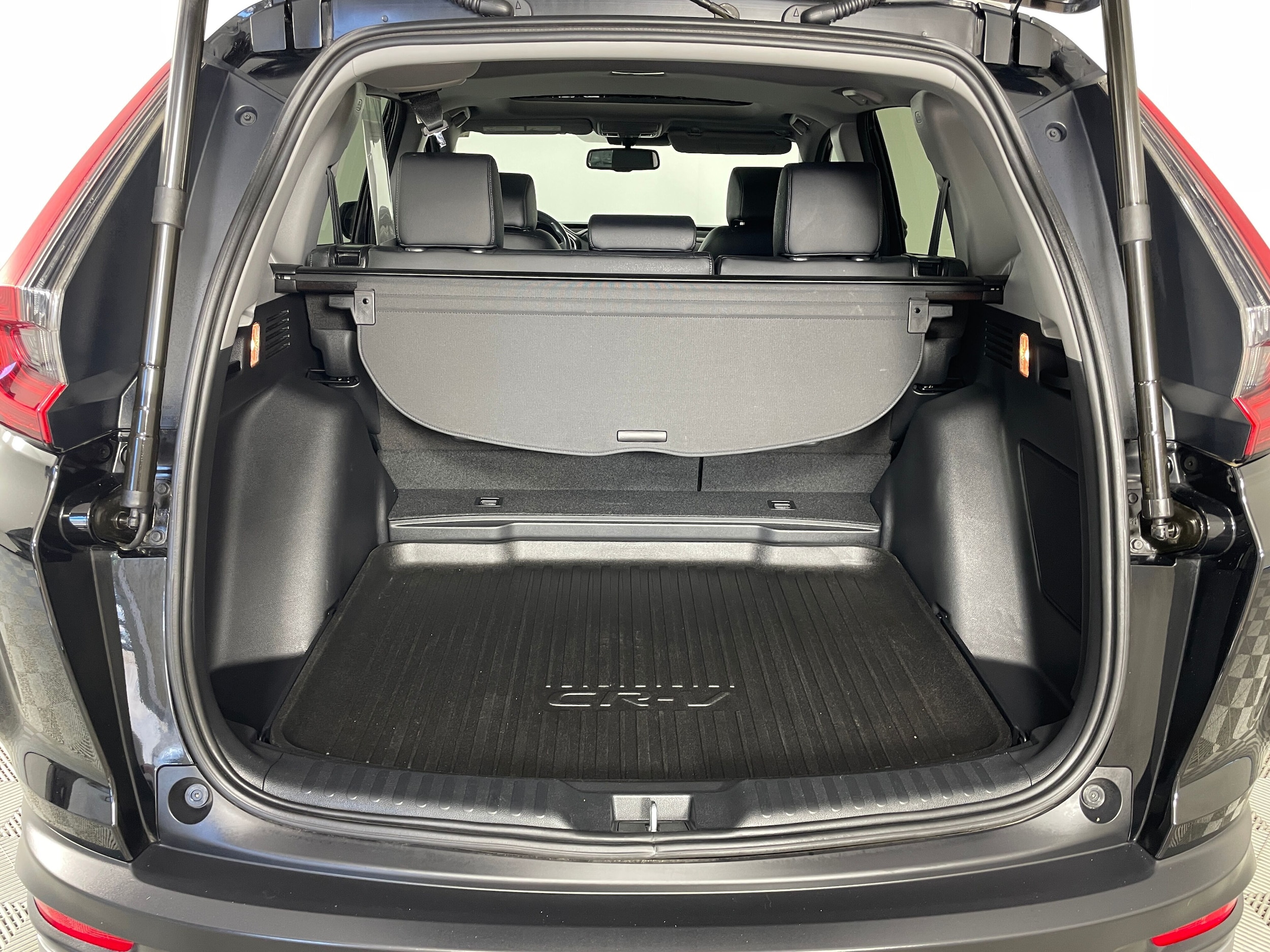 2021 Honda CR-V Touring - Photo 18