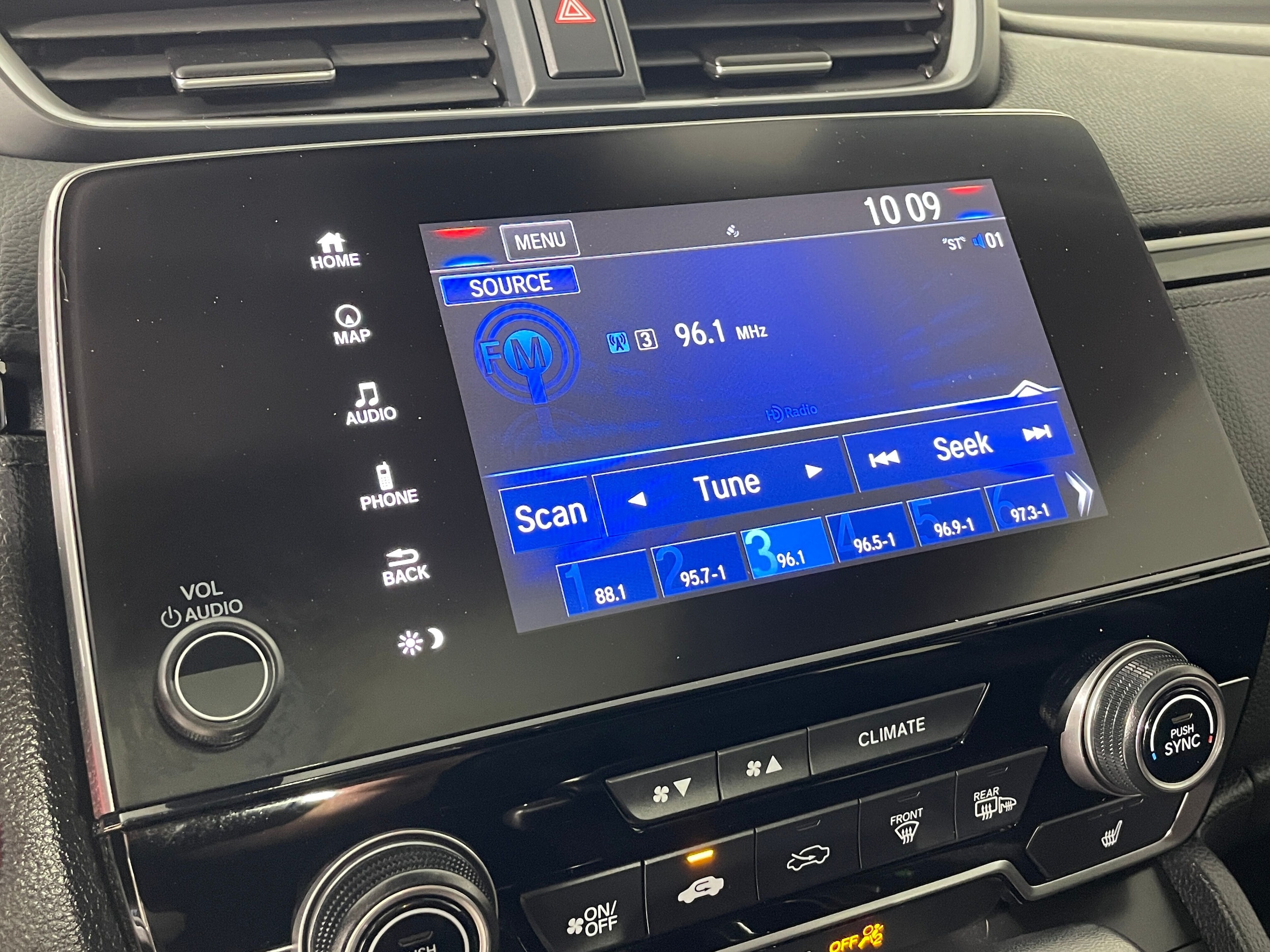 2021 Honda CR-V Touring - Photo 7