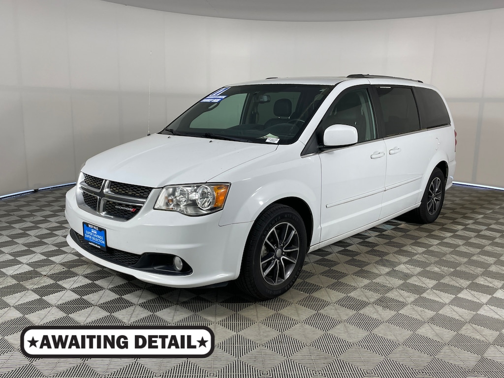 Used 2017 Dodge Grand Caravan SXT Van