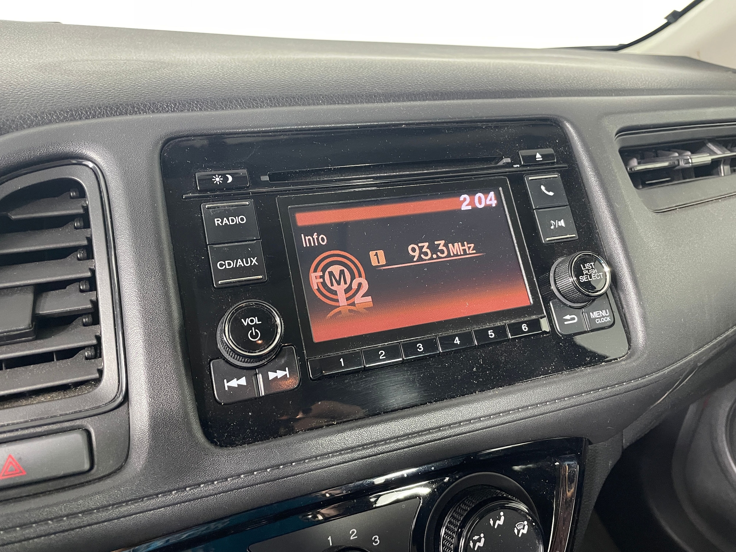 2018 Honda HR-V LX - Photo 7