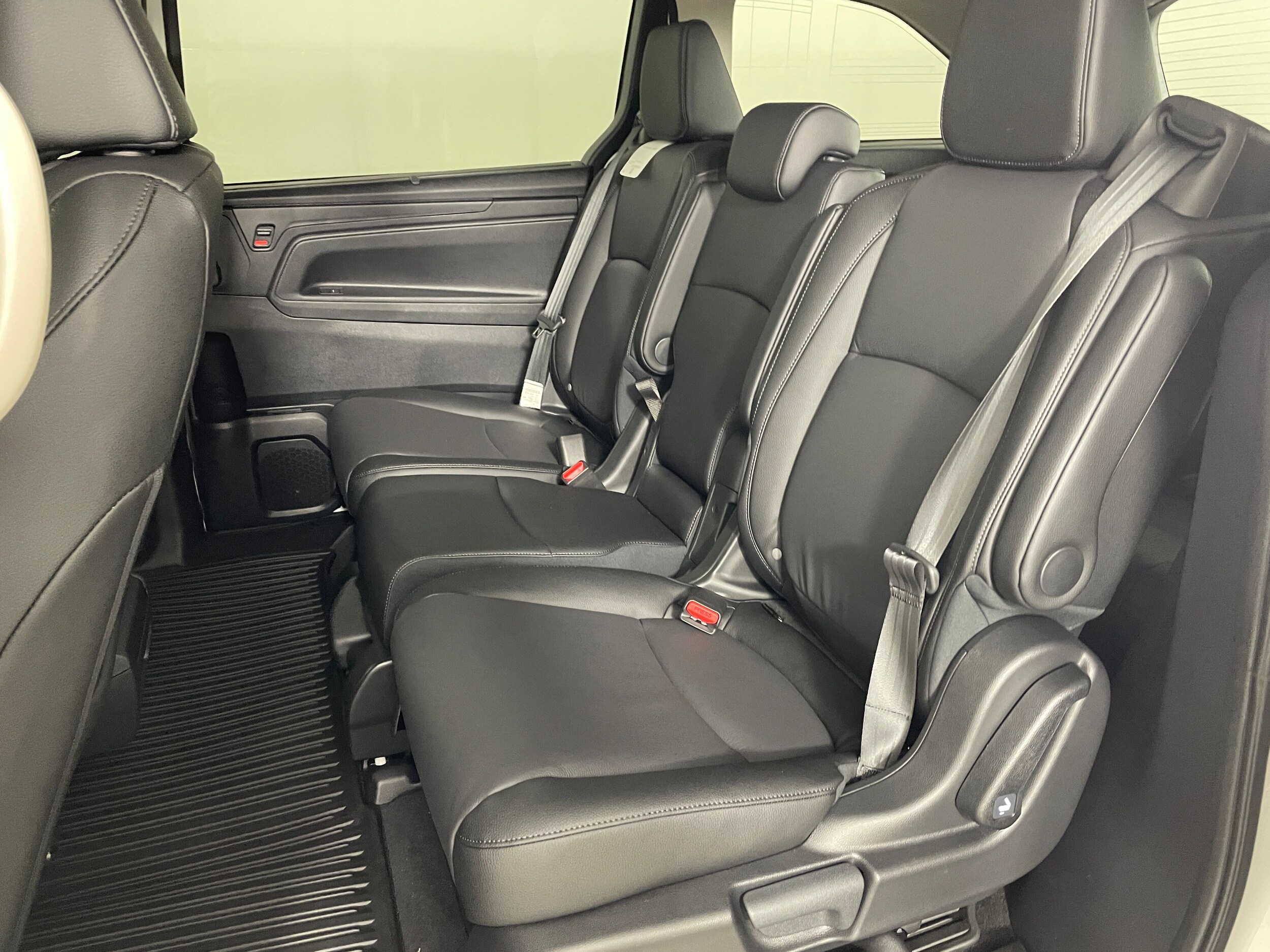 2026 Honda Odyssey EX-L photo 4