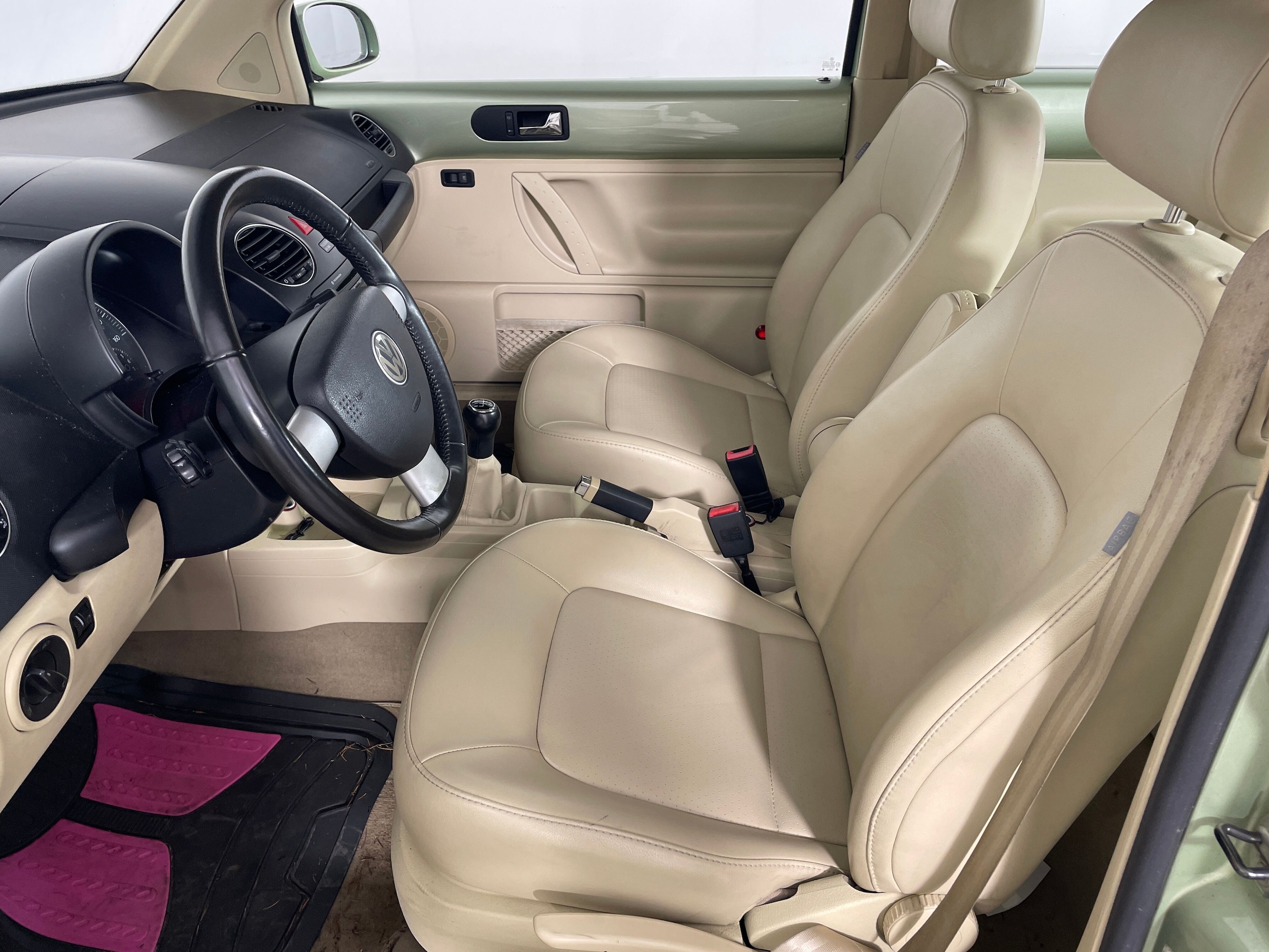 Used 2009 Volkswagen New Beetle Base with VIN 3VWRG31C09M501135 for sale in Bremerton, WA