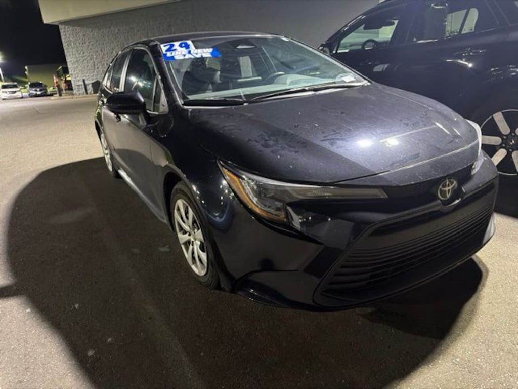 Used 2024 Toyota Corolla LE Sedan