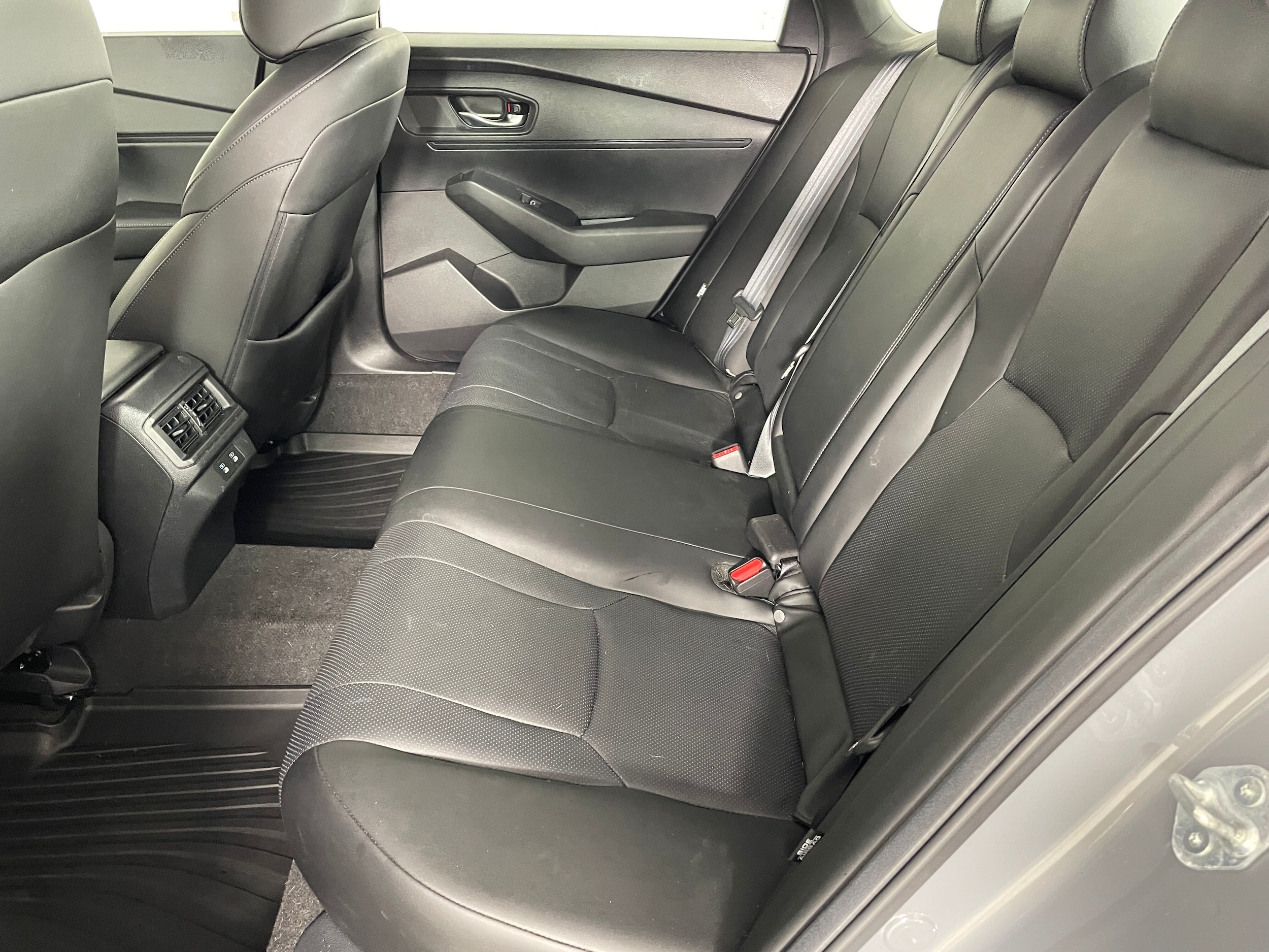 2025 Honda Accord Hybrid Sport-L - Photo 10