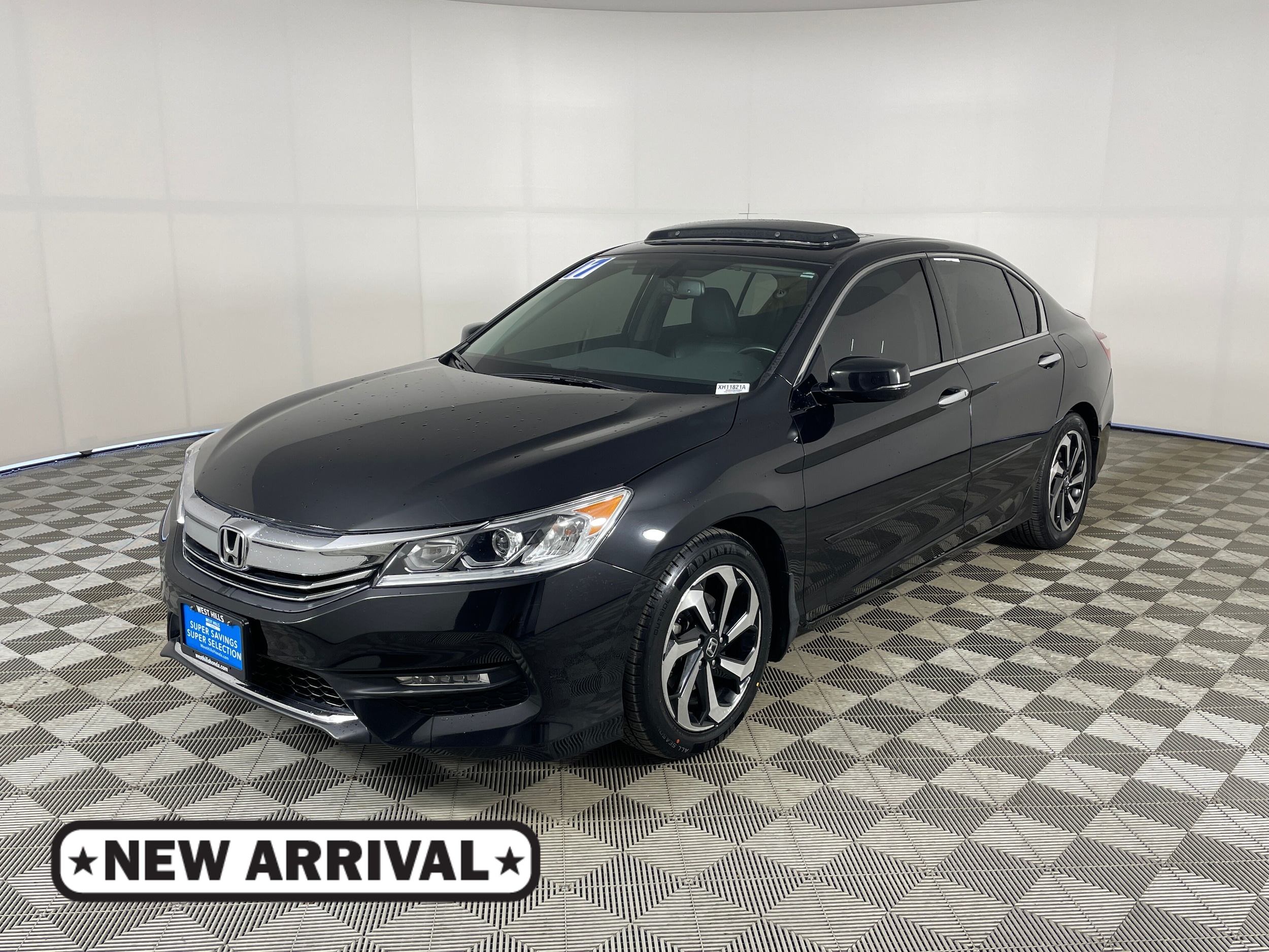 2017 Honda Accord EX-L V-6 Auto's photo
