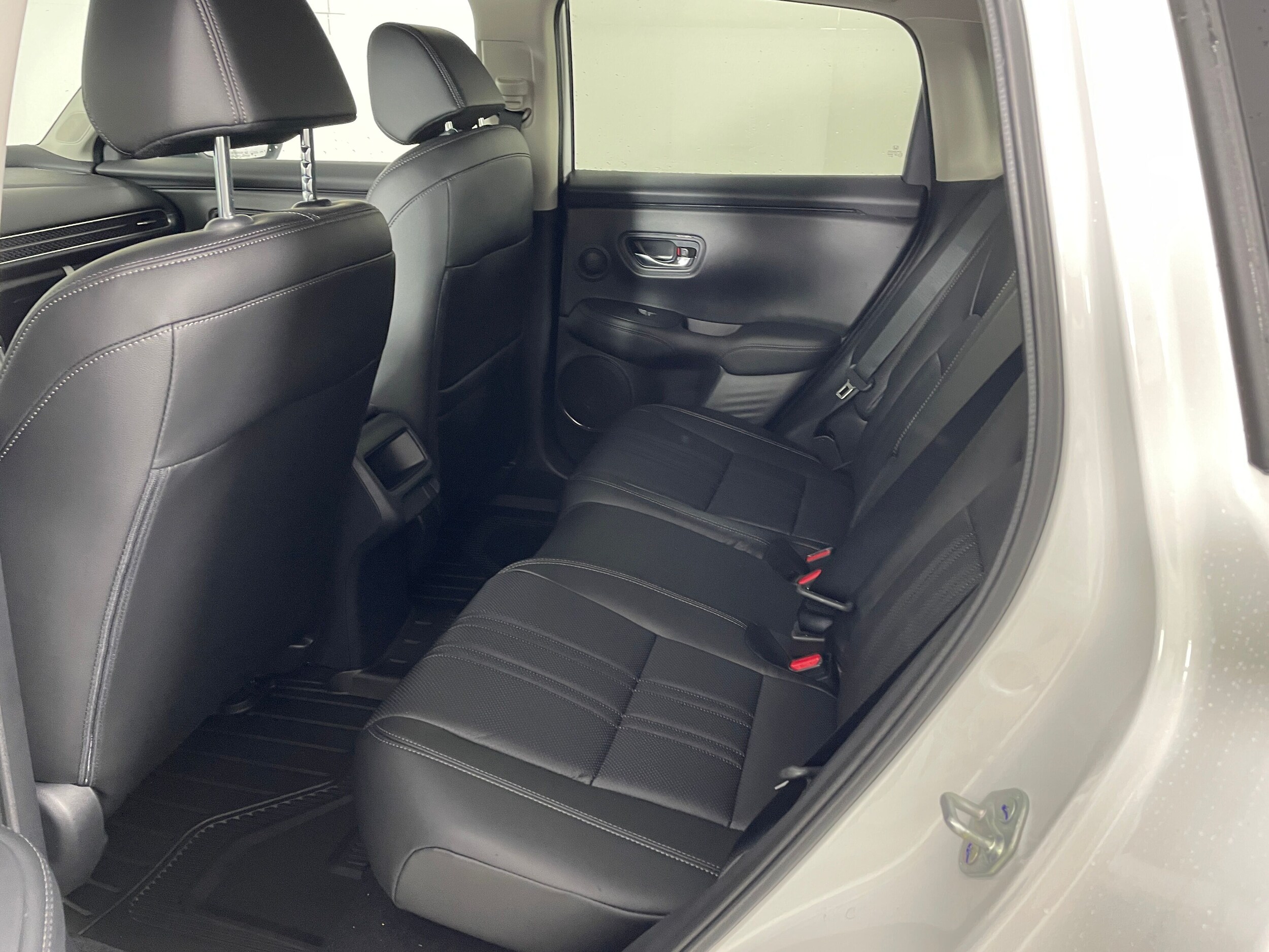 2026 Honda HR-V EX-L photo 4