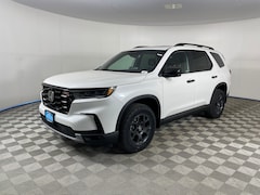 2025 Honda Pilot TrailSport SUV