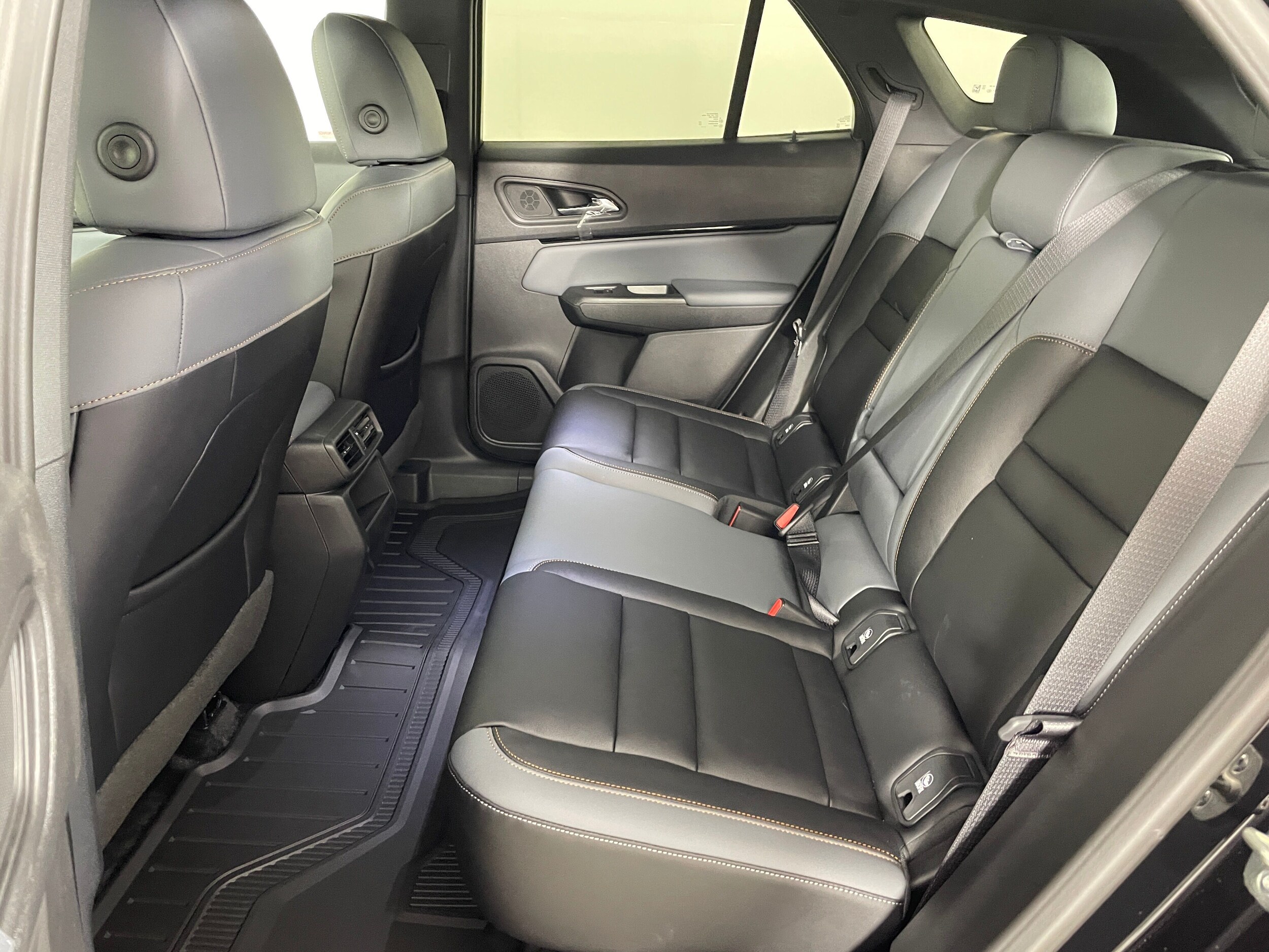 2025 Honda Prologue Touring photo 3