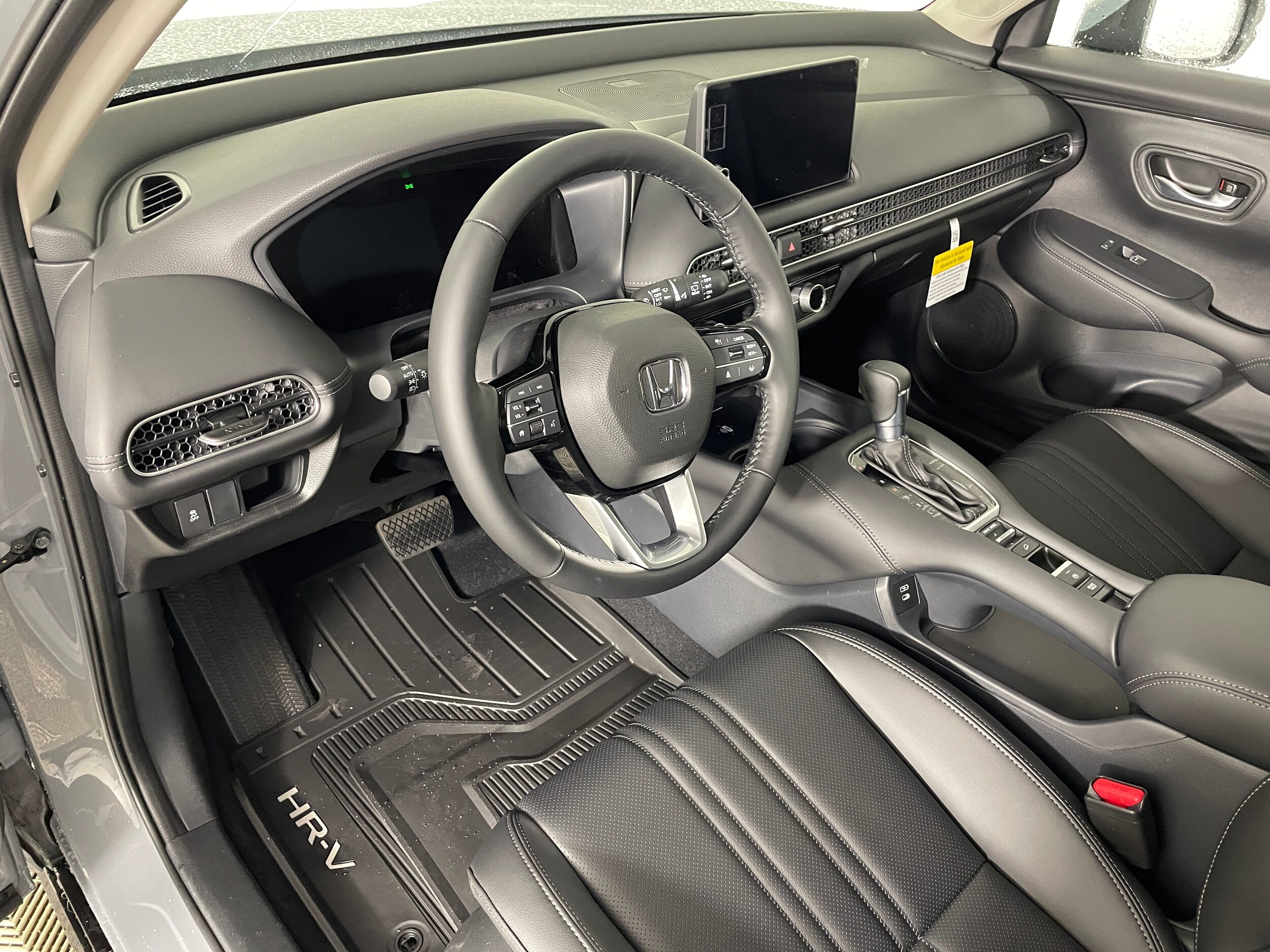 2026 Honda HR-V EX-L photo 2