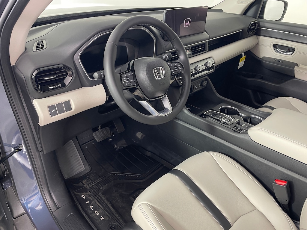 New 2026 Honda Pilot Touring SUV