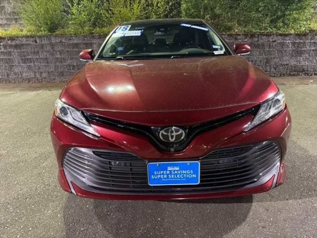 Used 2018 Toyota Camry XLE Sedan