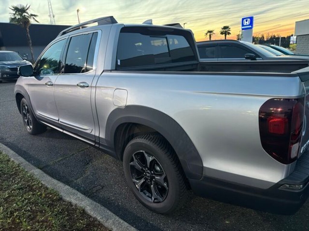 Used 2020 Honda Ridgeline RTL-E Truck Crew Cab