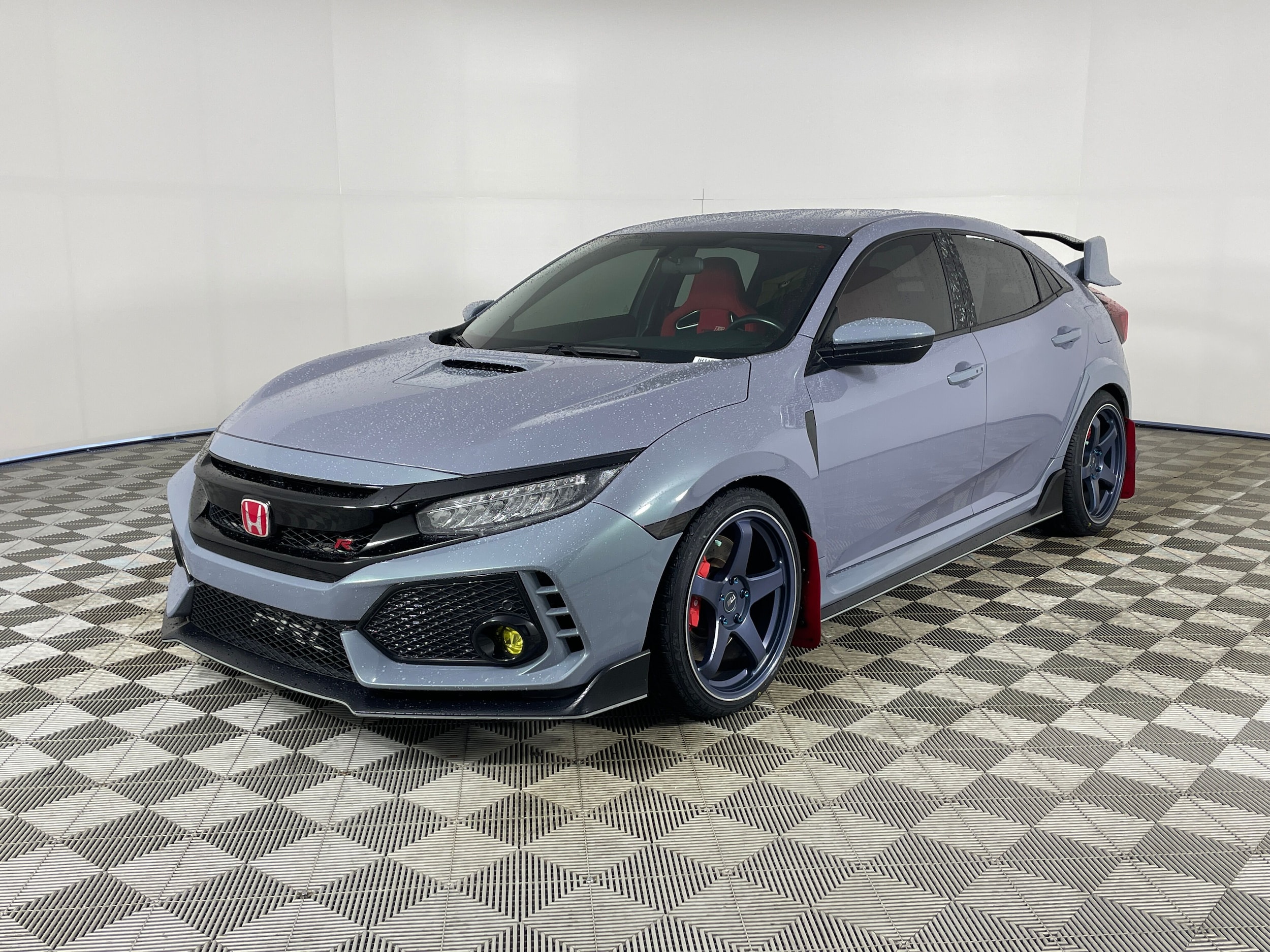 2019 Honda Civic Hatchback Type-R's photo