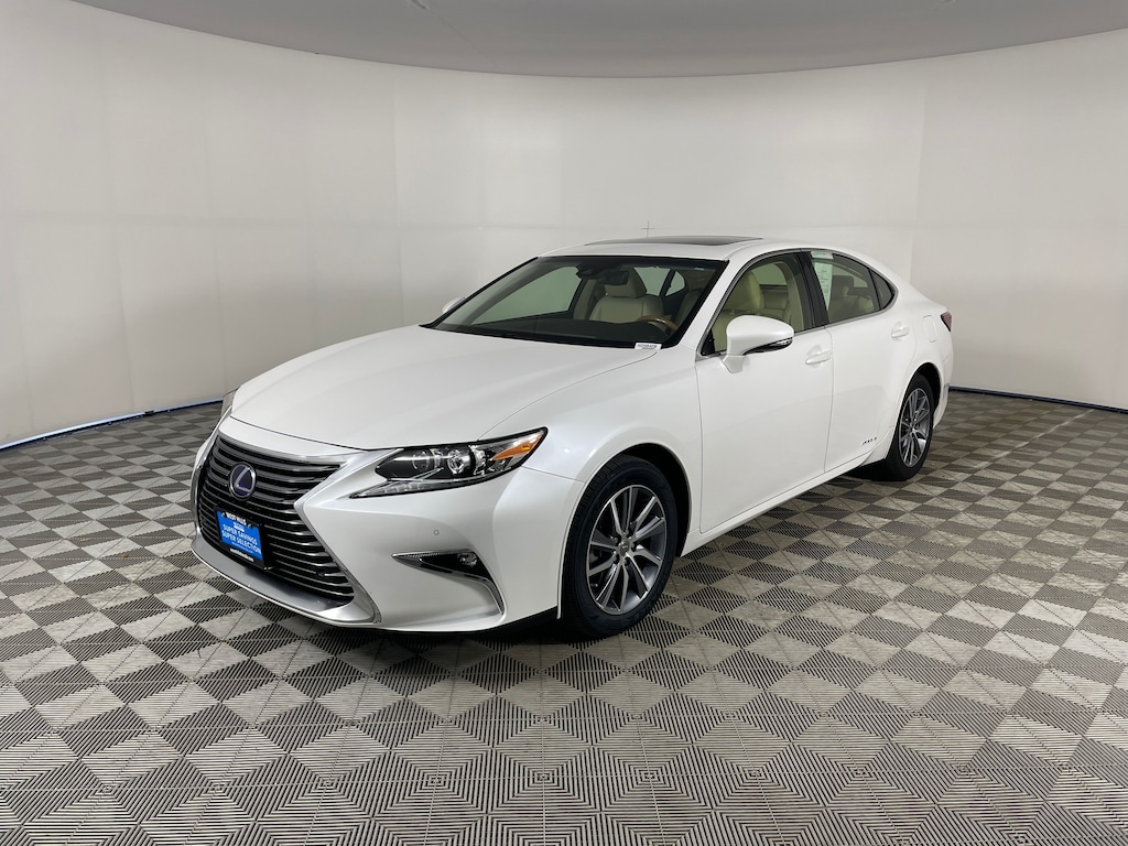 Used 2016 Lexus ES 300h  Sedan