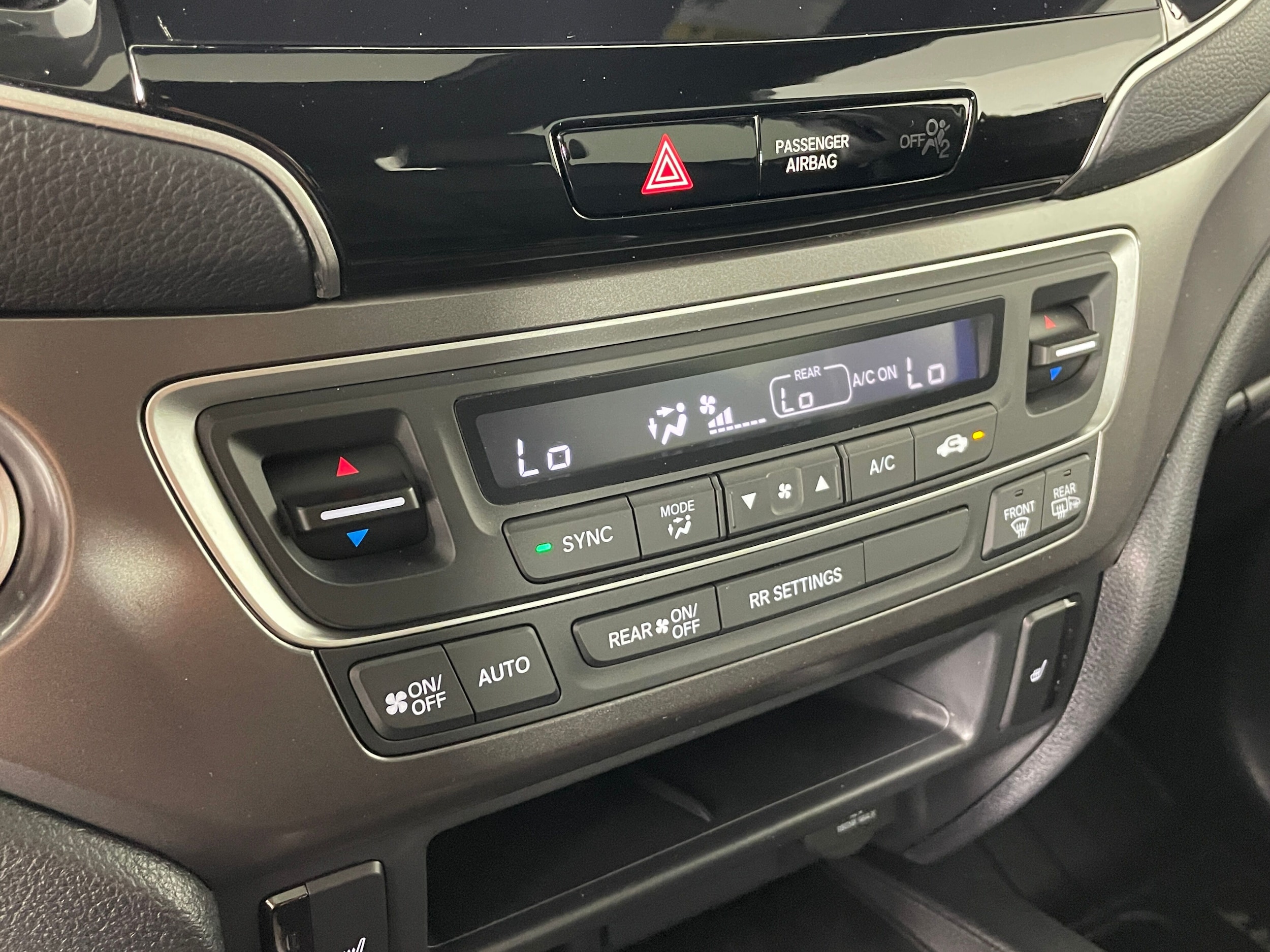 2025 Honda Passport EX-L - Photo 9
