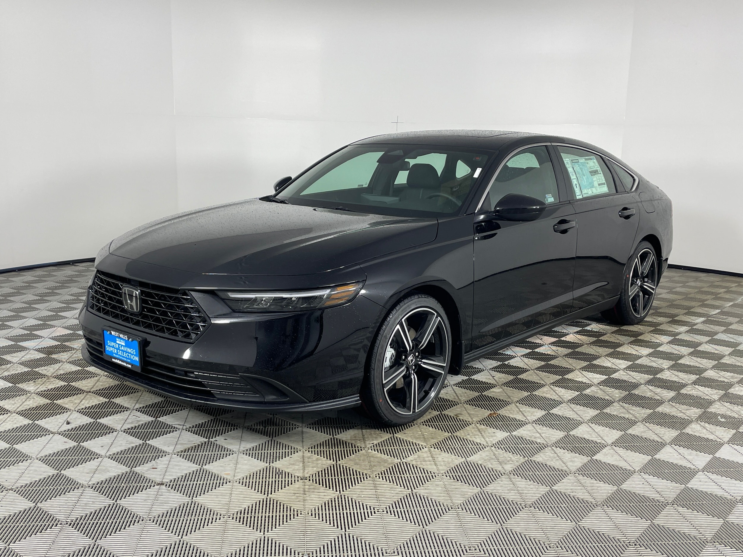 2025 Honda Accord Hybrid Sport's photo