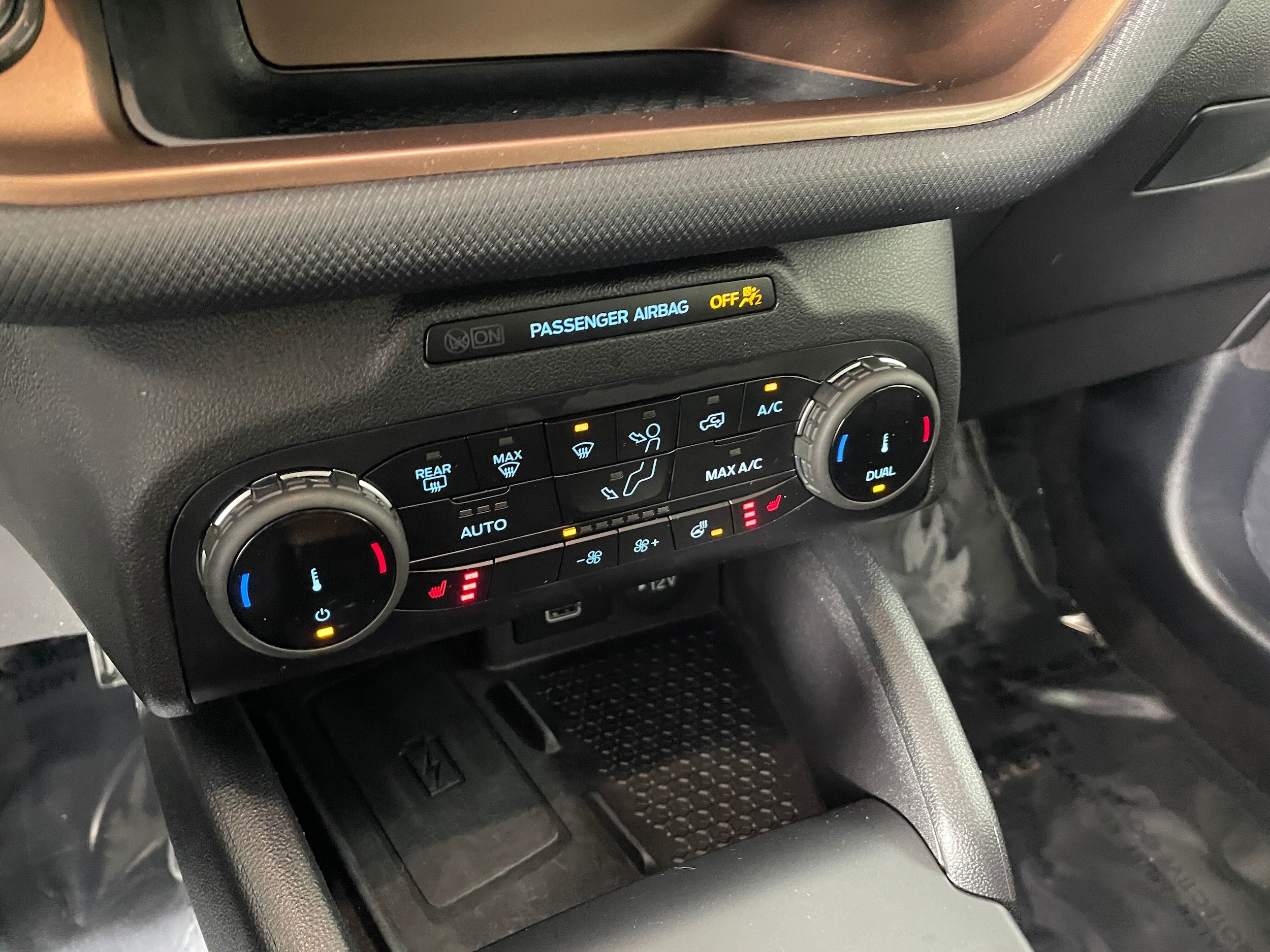 2023 Ford Bronco Sport Outer Banks photo 3