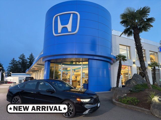 2023 Honda Accord Hybrid Touring's photo