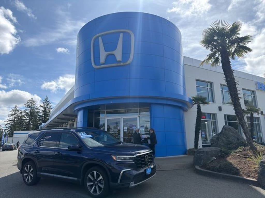 Certified 2025 Honda Pilot Elite SUV