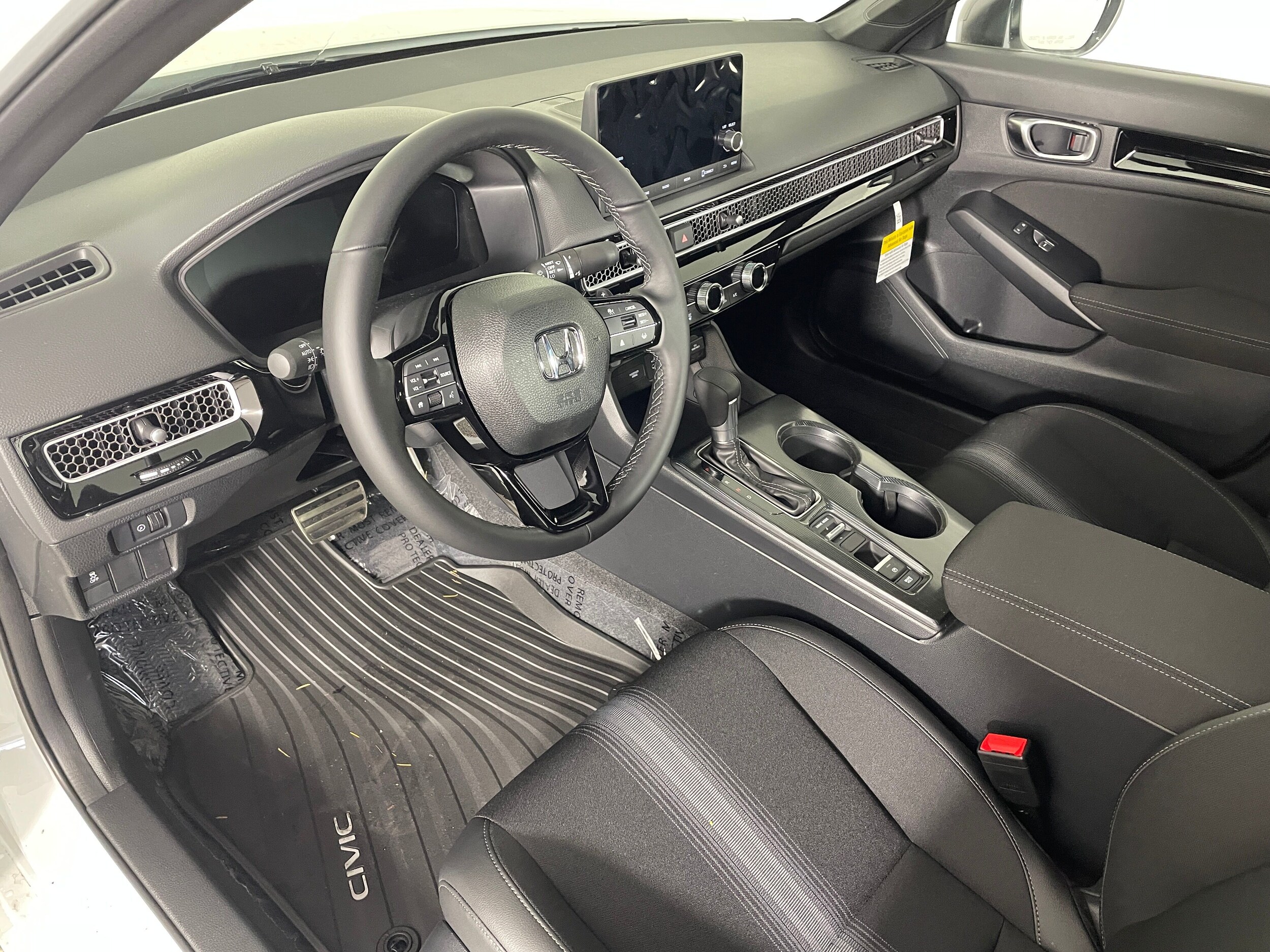 2026 Honda Civic Hybrid Sport photo 2