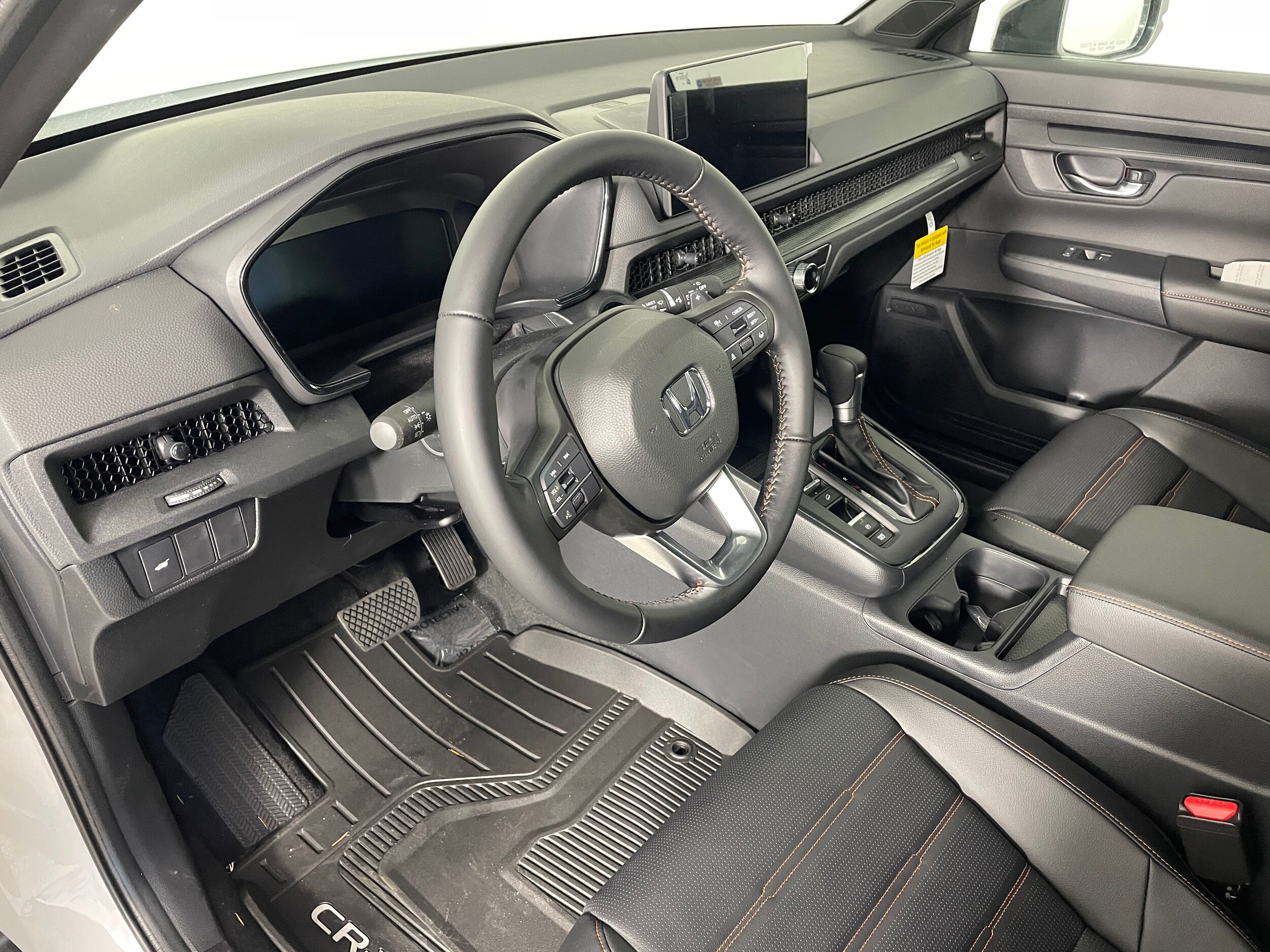 2026 Honda CR-V Hybrid Sport photo 2