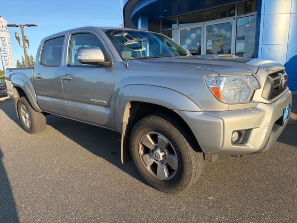 Used 2014 Toyota Tacoma 4x4 Truck Double Cab
