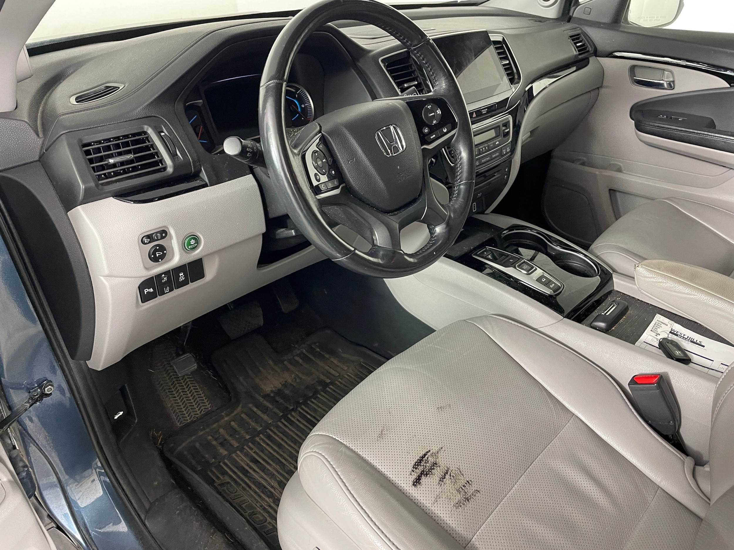 2019 Honda Pilot Elite AWD photo 3