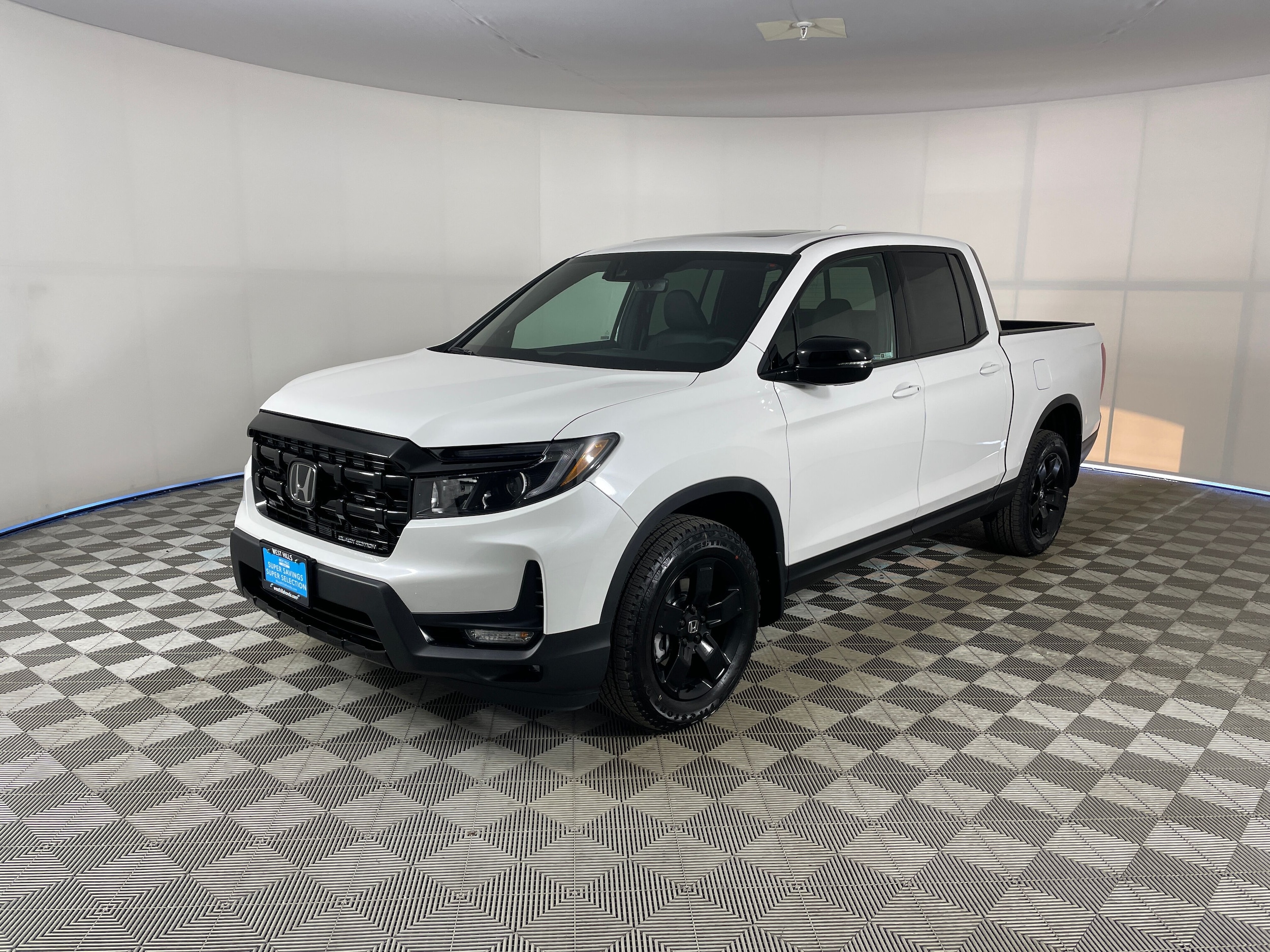 2026 Honda Ridgeline Black Edition's photo