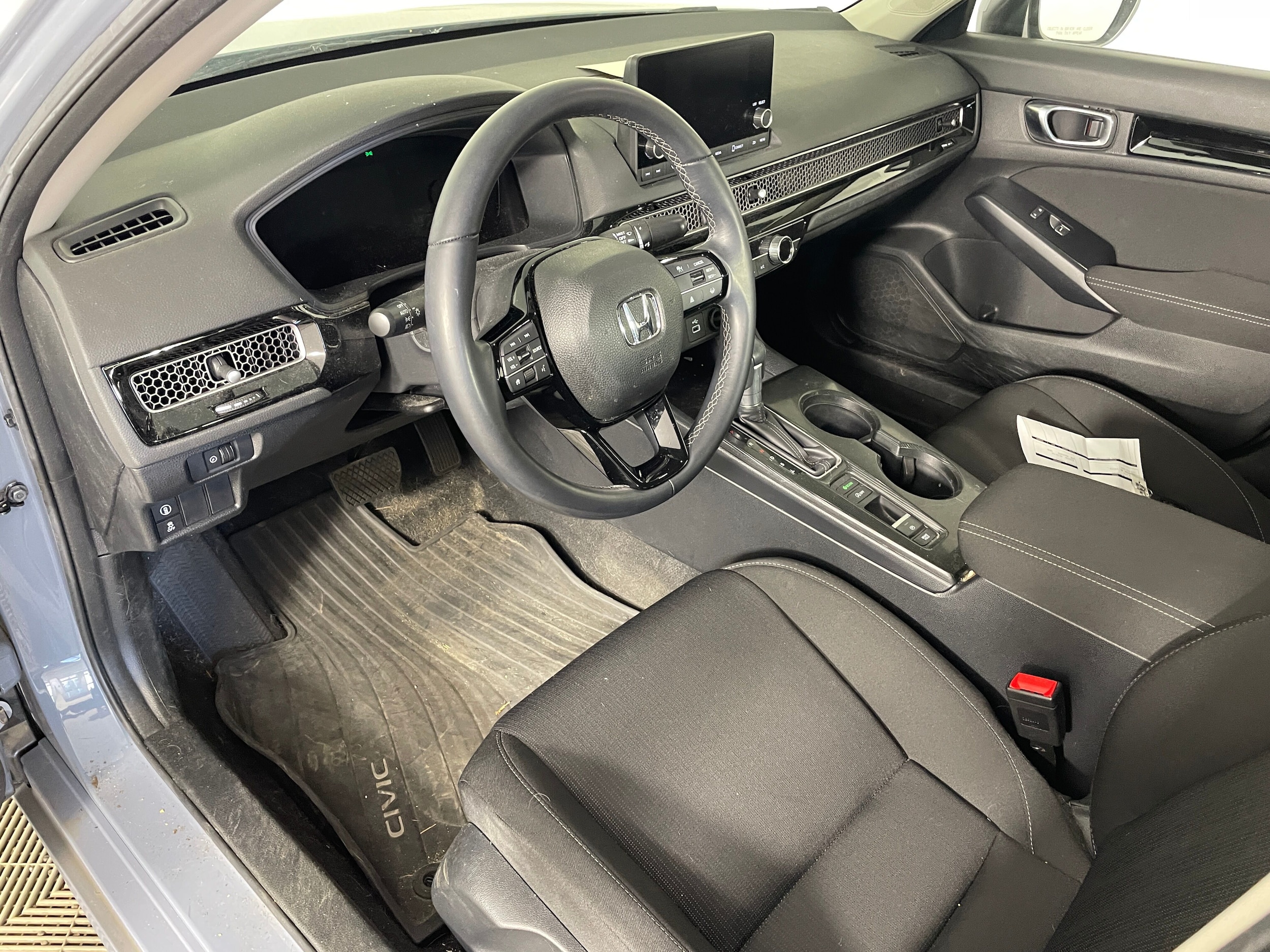 2024 Honda Civic EX photo 3