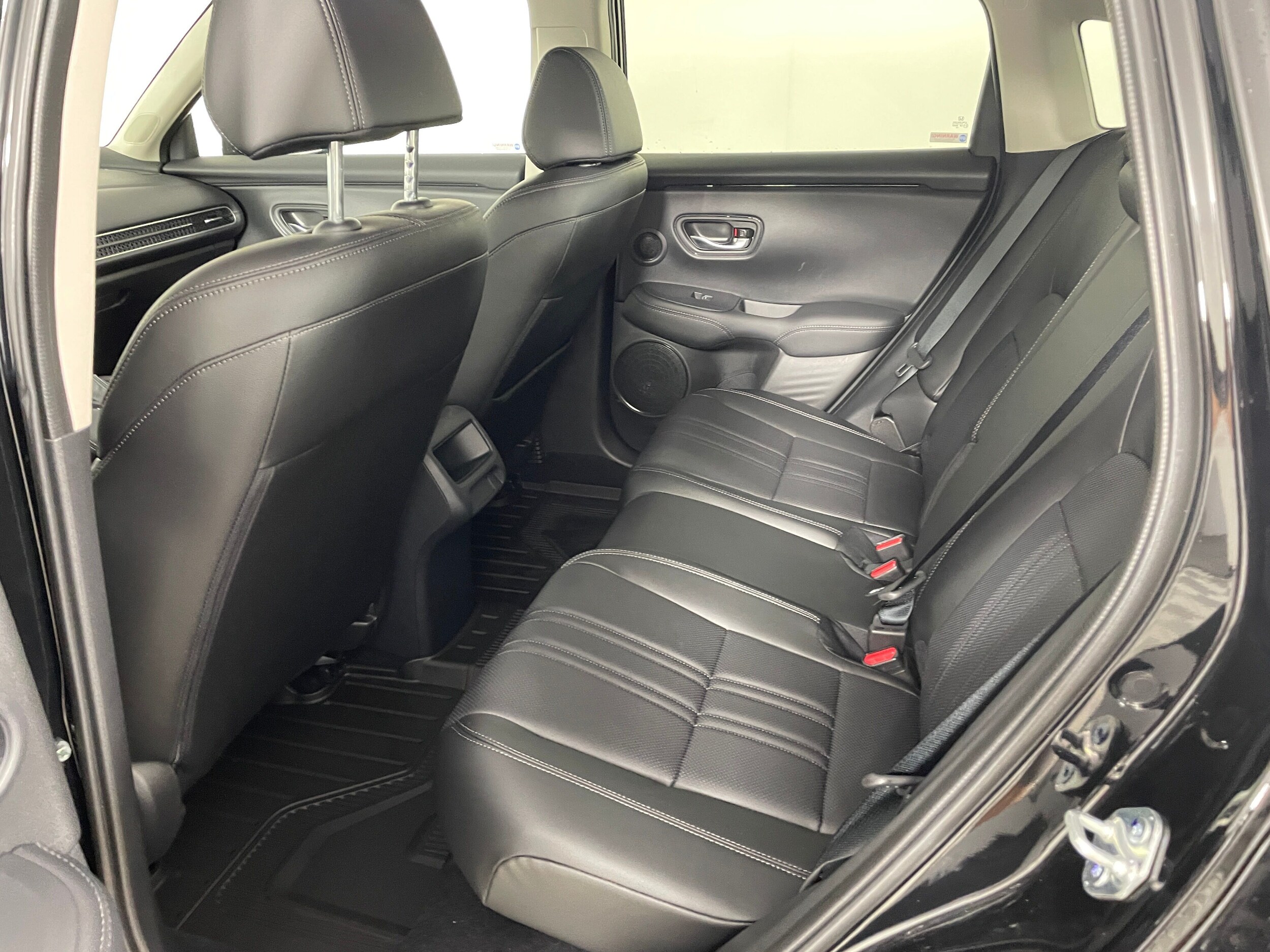 2026 Honda HR-V EX-L photo 4