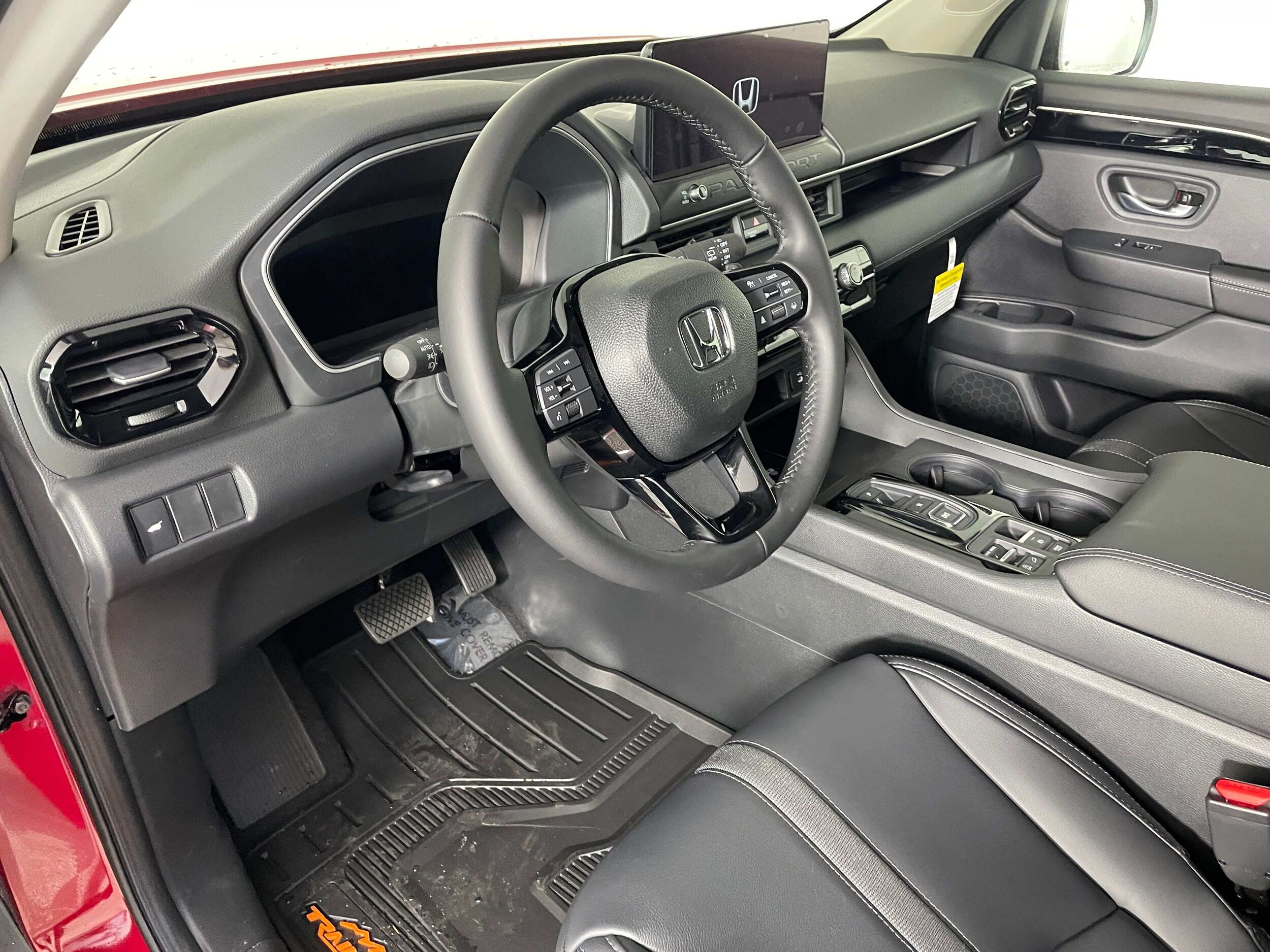 2026 Honda Passport photo 2