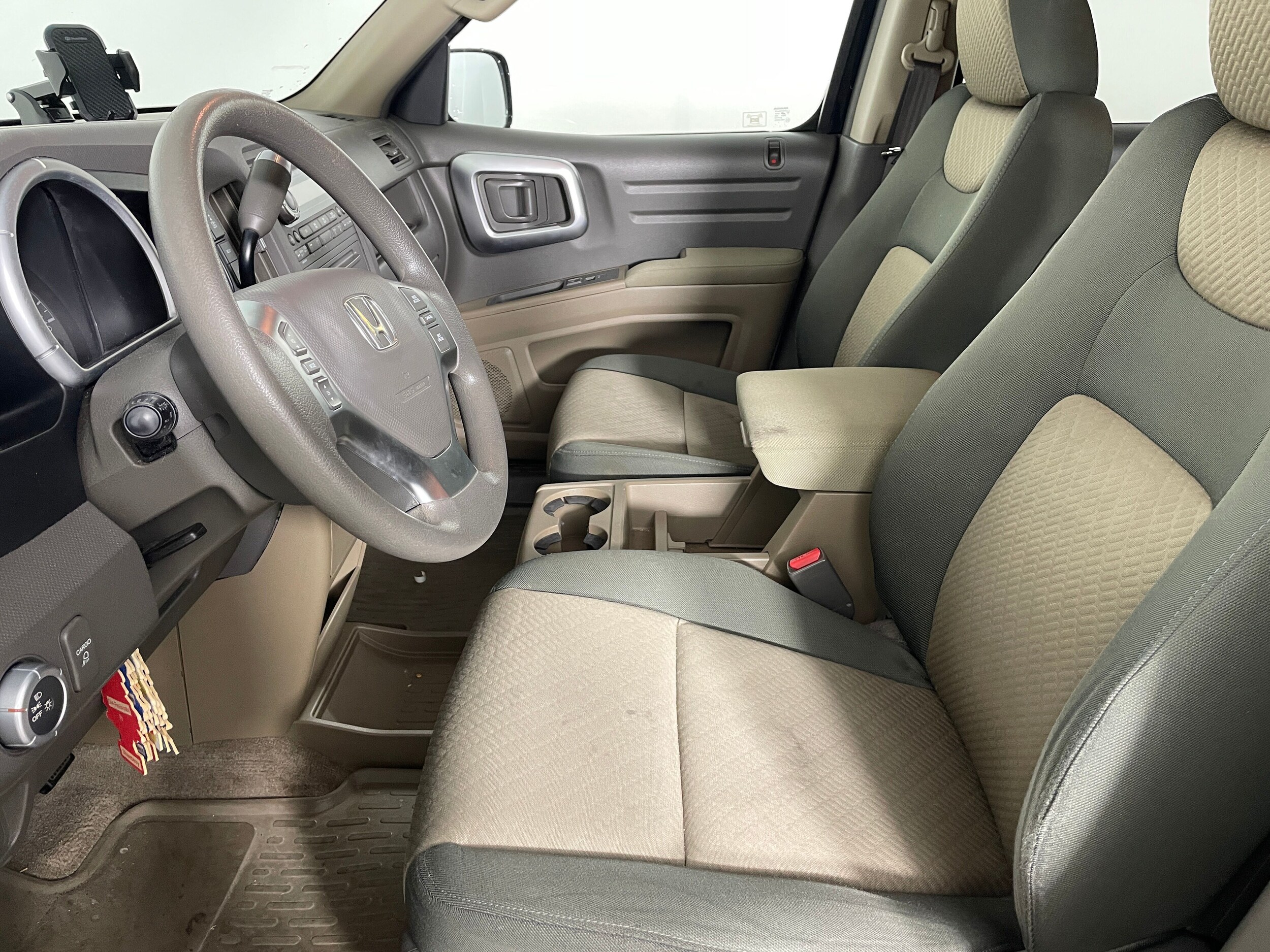 2006 Honda Ridgeline RTS photo 2