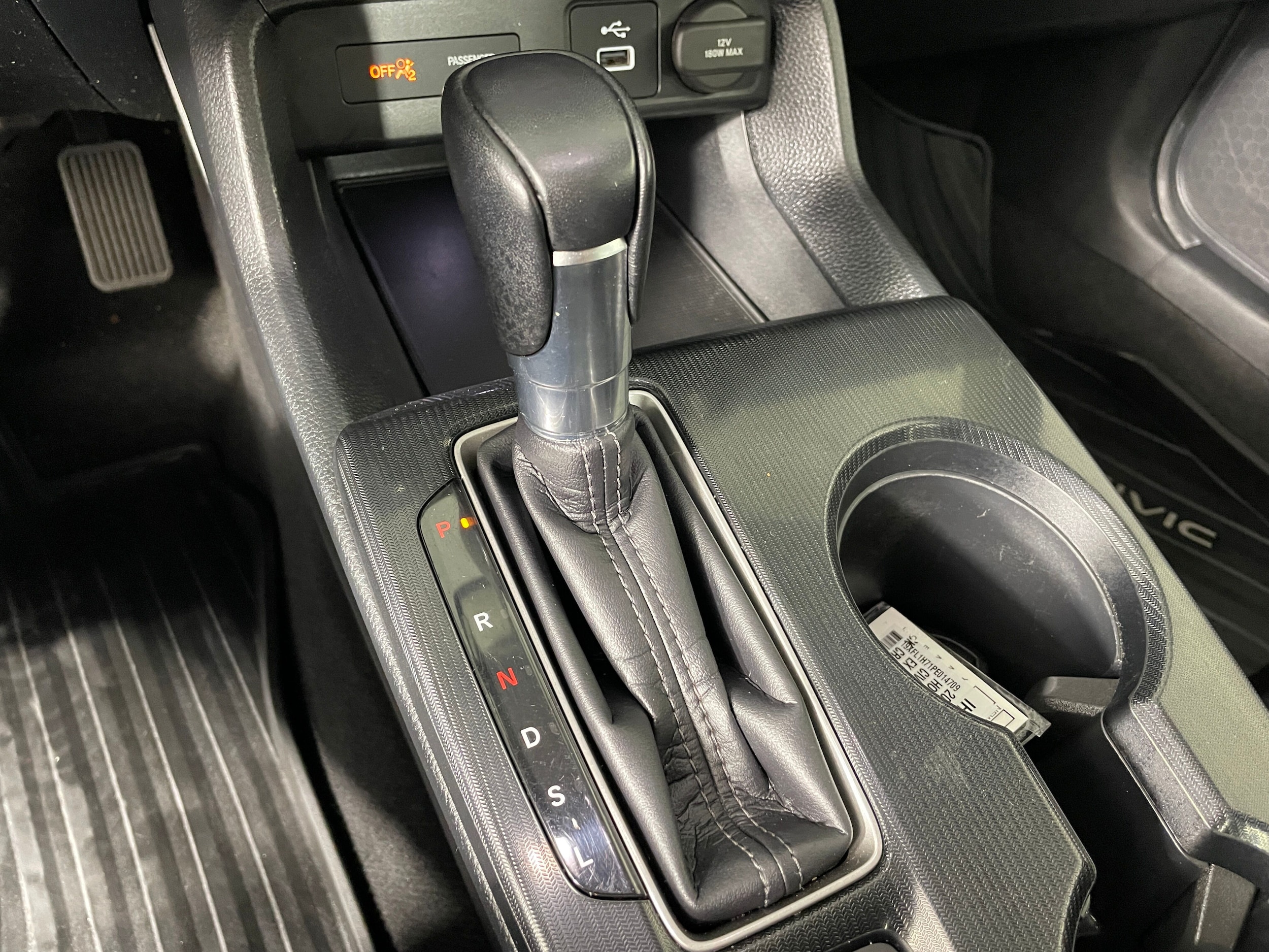 2023 Honda Civic Hatchback EX-L - Photo 9