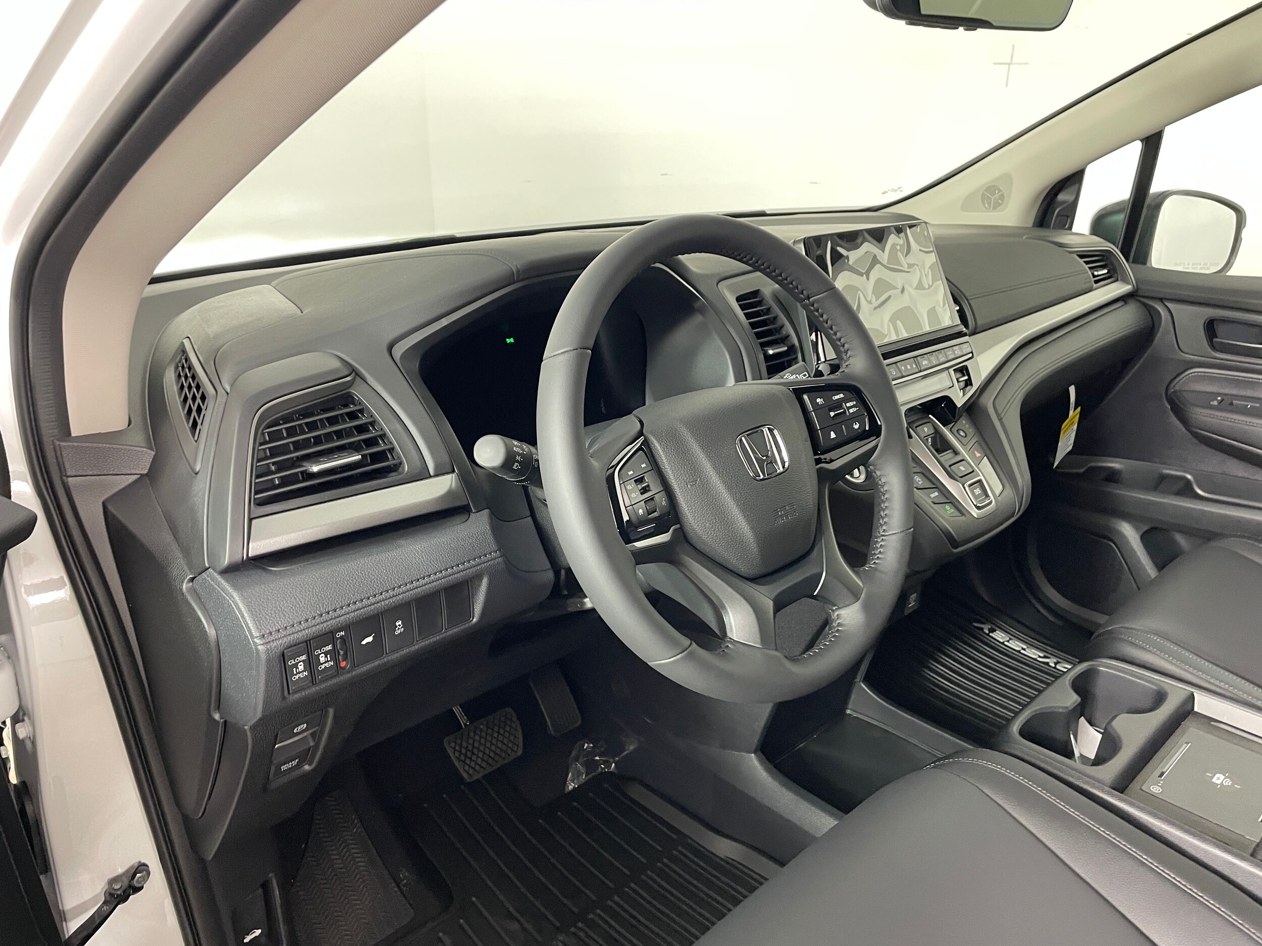 2026 Honda Odyssey EX-L photo 2