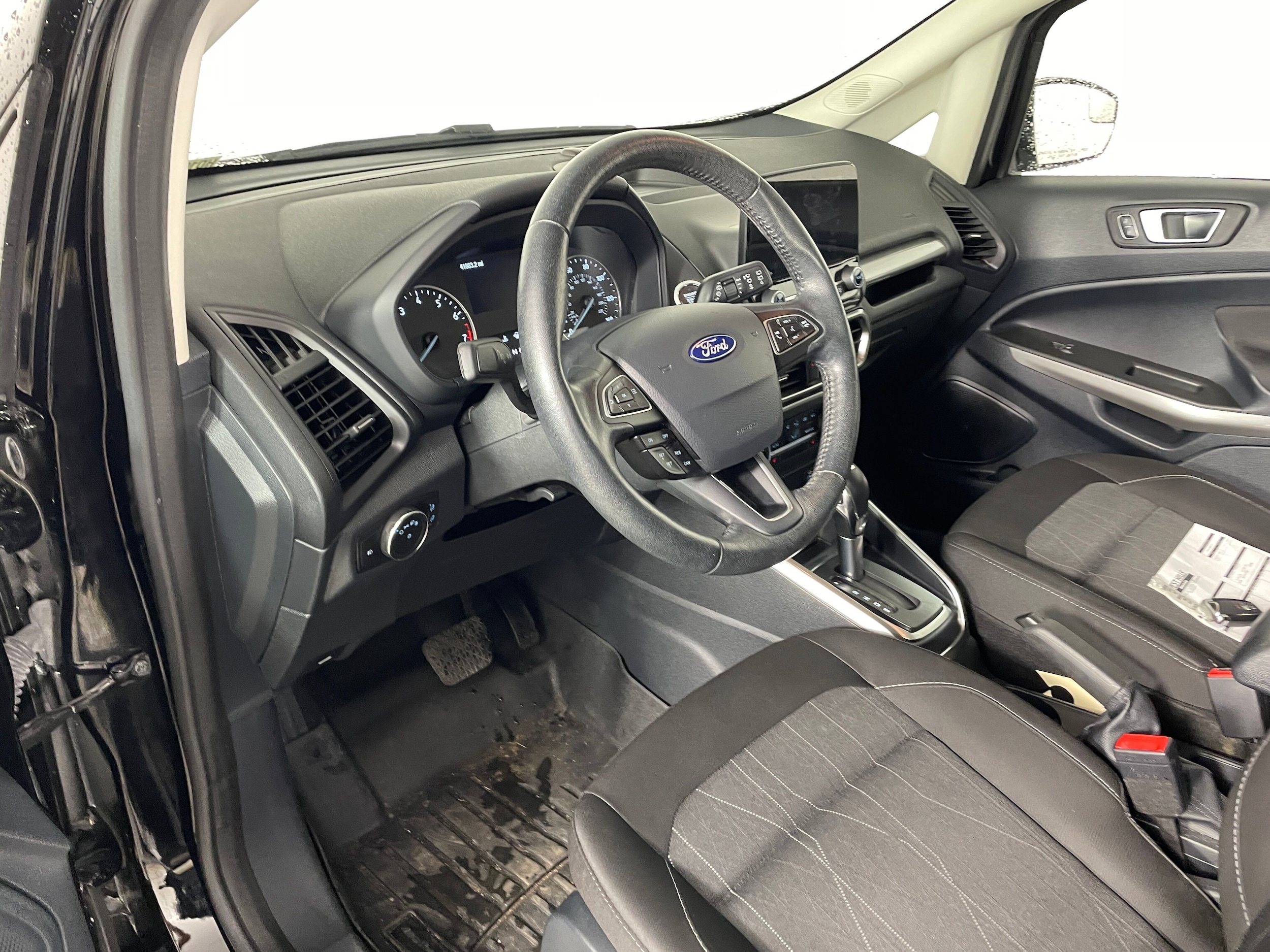 2018 Ford EcoSport SE photo 3