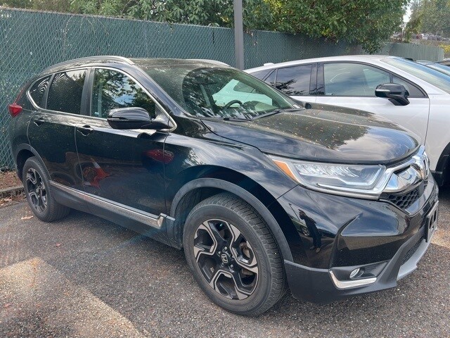2018 Honda CR-V Touring photo 2