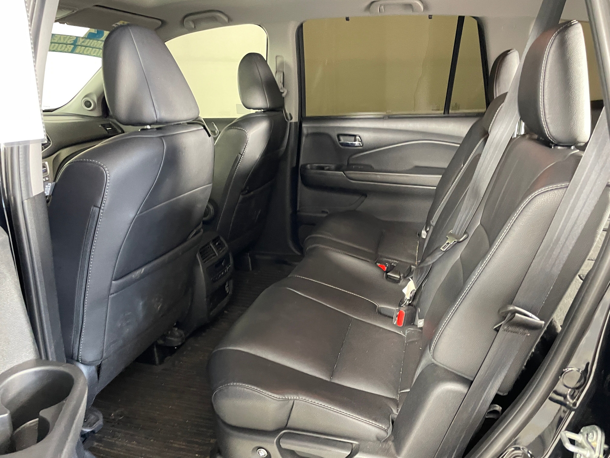 2022 Honda Pilot SE - Photo 13