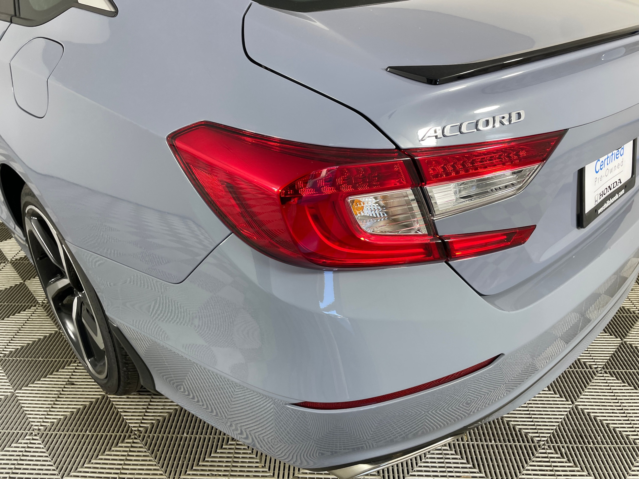 2022 Honda Accord Sport - Photo 19